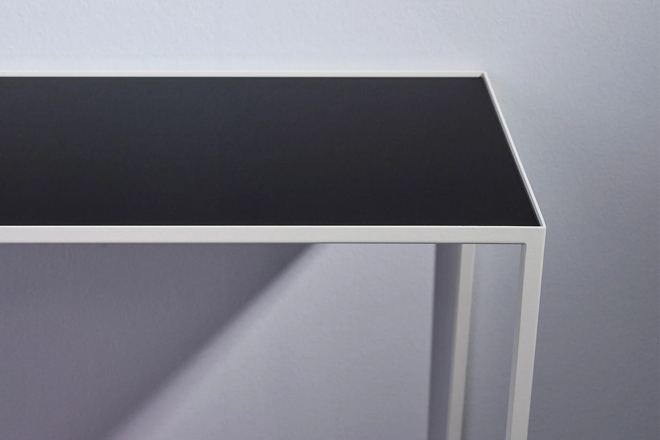 deKnudt Mesa White – Detailansicht 8