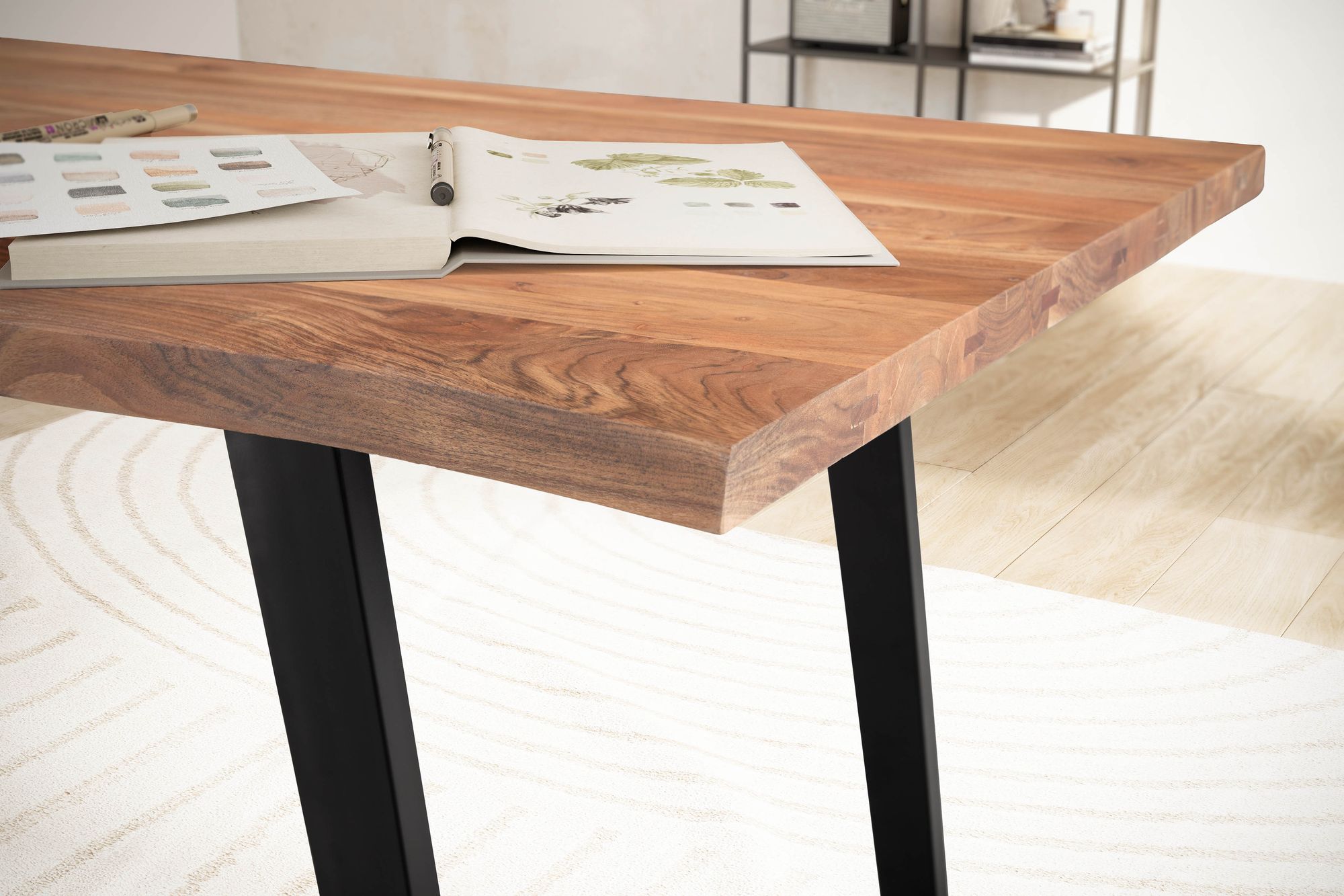 Schreibtisch Ljosland Akazie Massivholz 140 × 80 × 76 cm