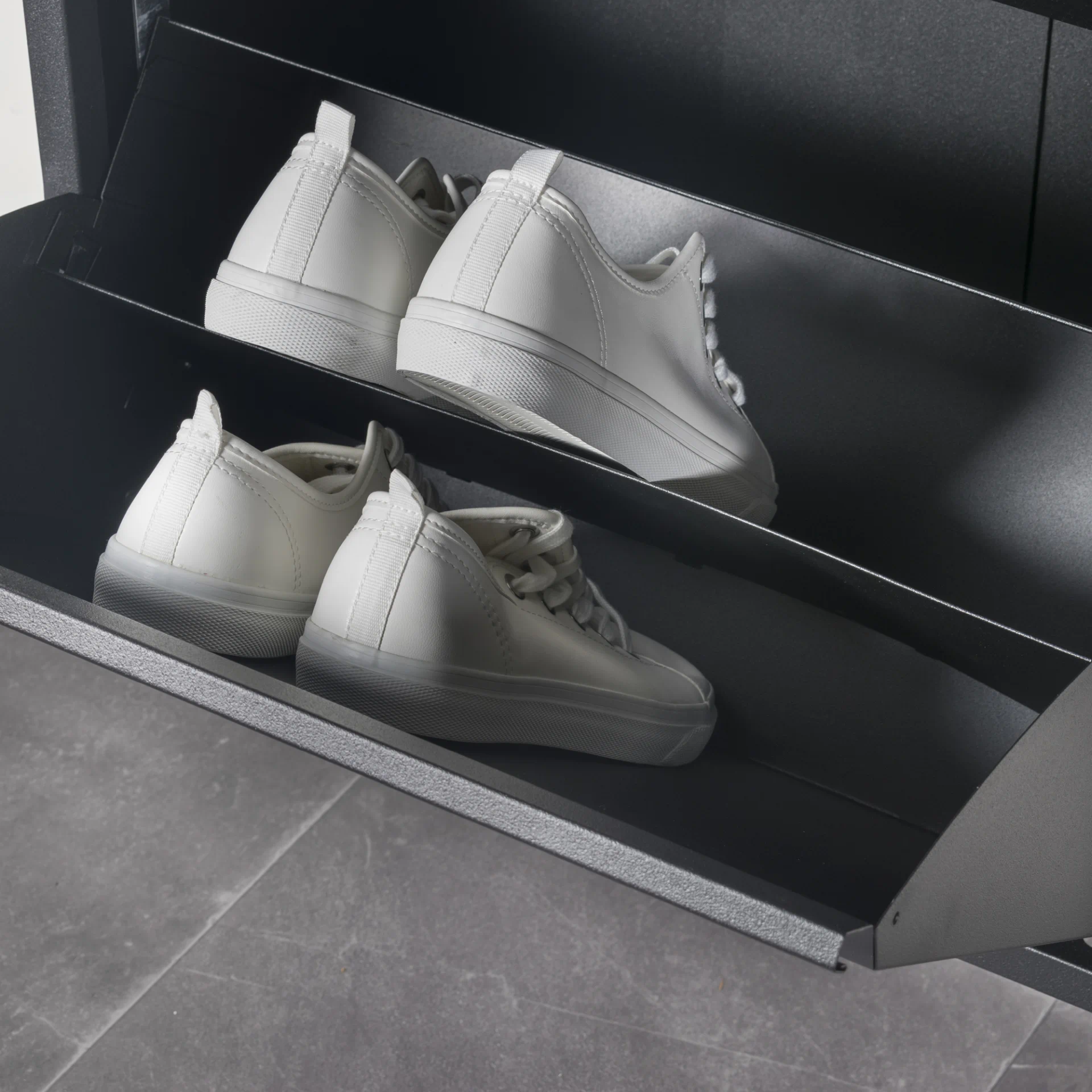 Spinder Design BILLY 4 Schuhschrank - Schwarz
