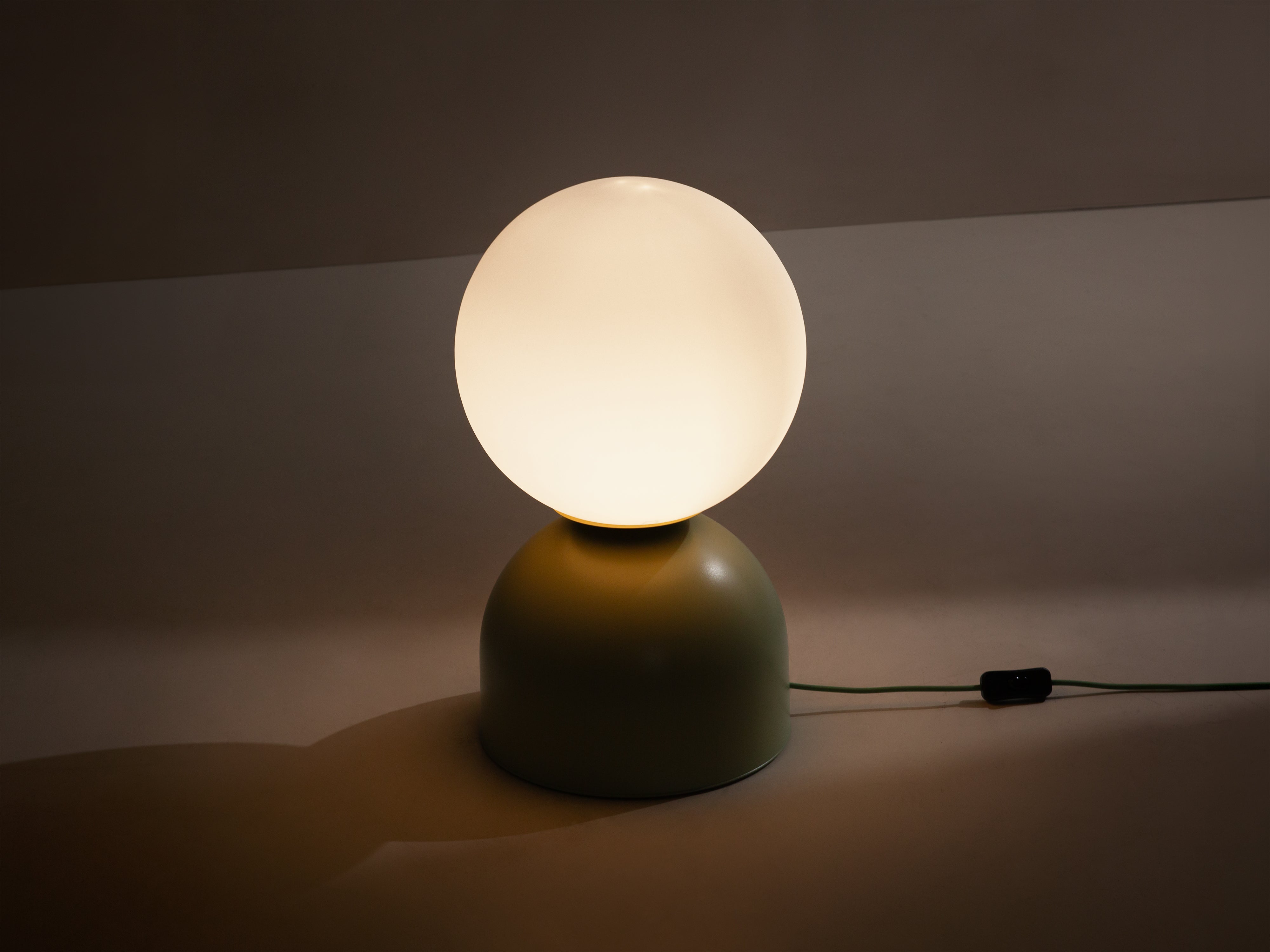 Micadoni Ely Stehlampe Hellolive