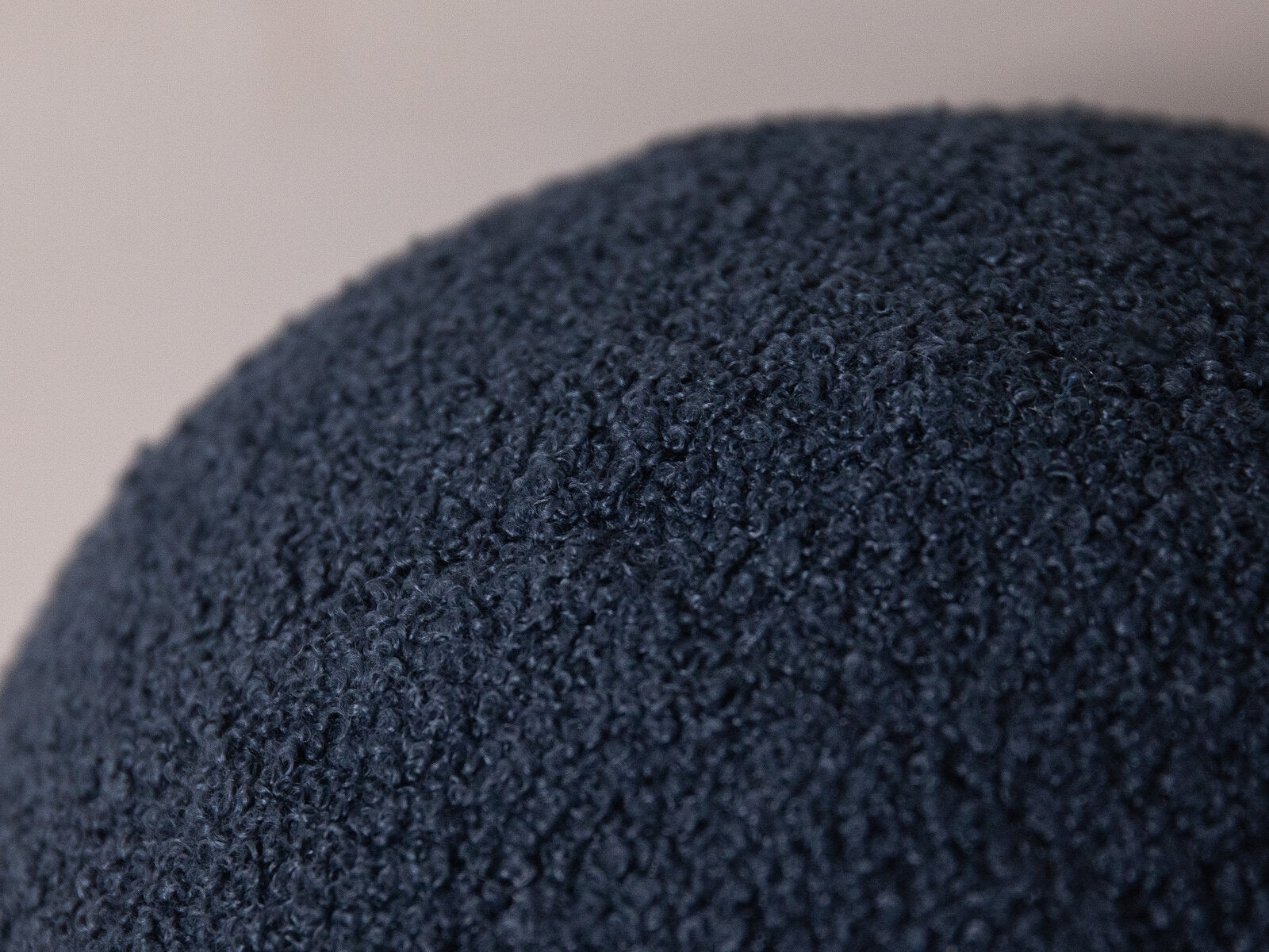 Micadoni Kissen Ball Boucle Dunkelblau