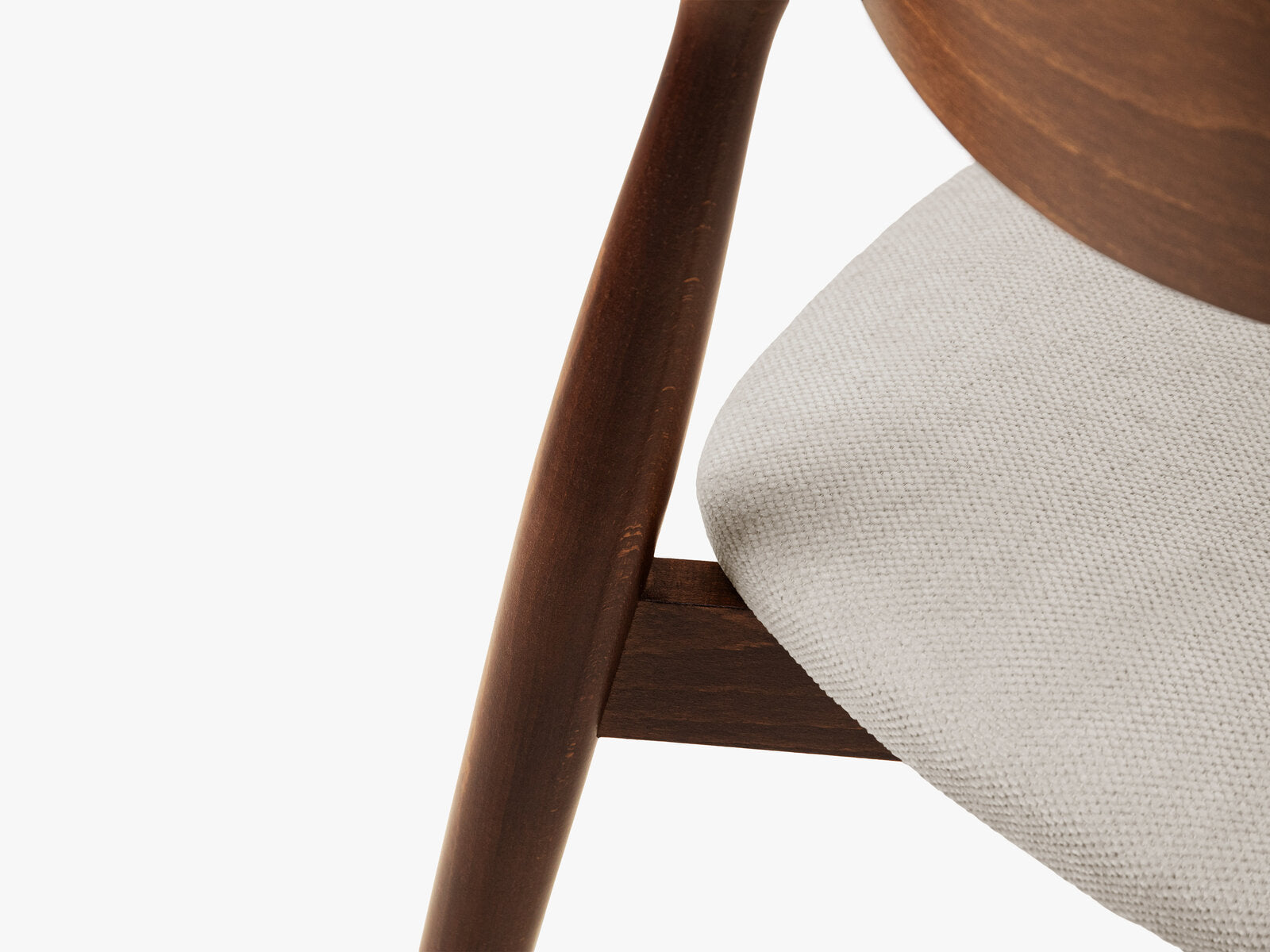 Micadoni Stuhl Leon Chenille Rebel Beige Nussbaum
