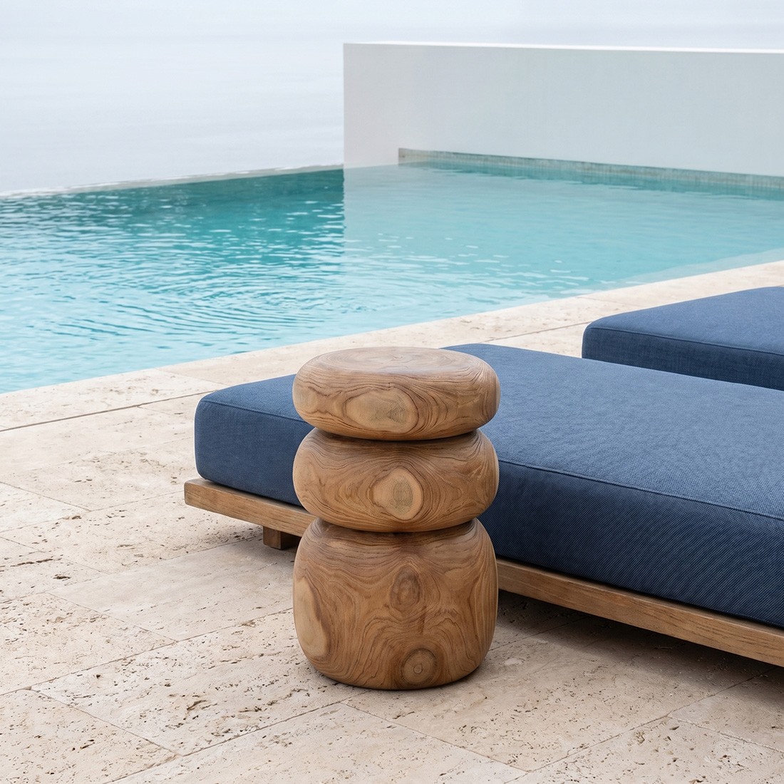 Raw Materials Tao Outdoor Beistelltisch rund