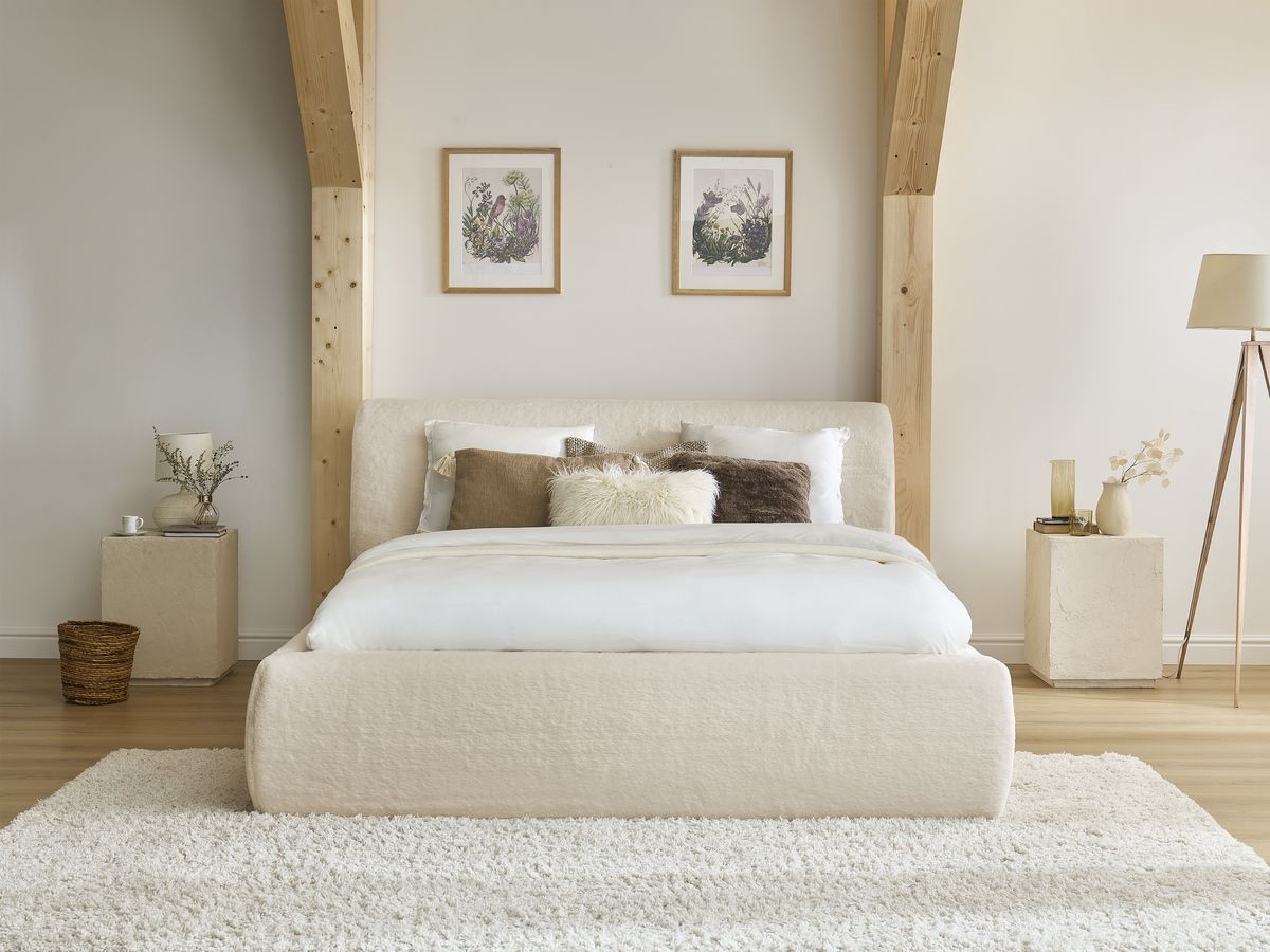 Bobochic Cervin Polsterbett mit Bettkasten Kunstfell Creme