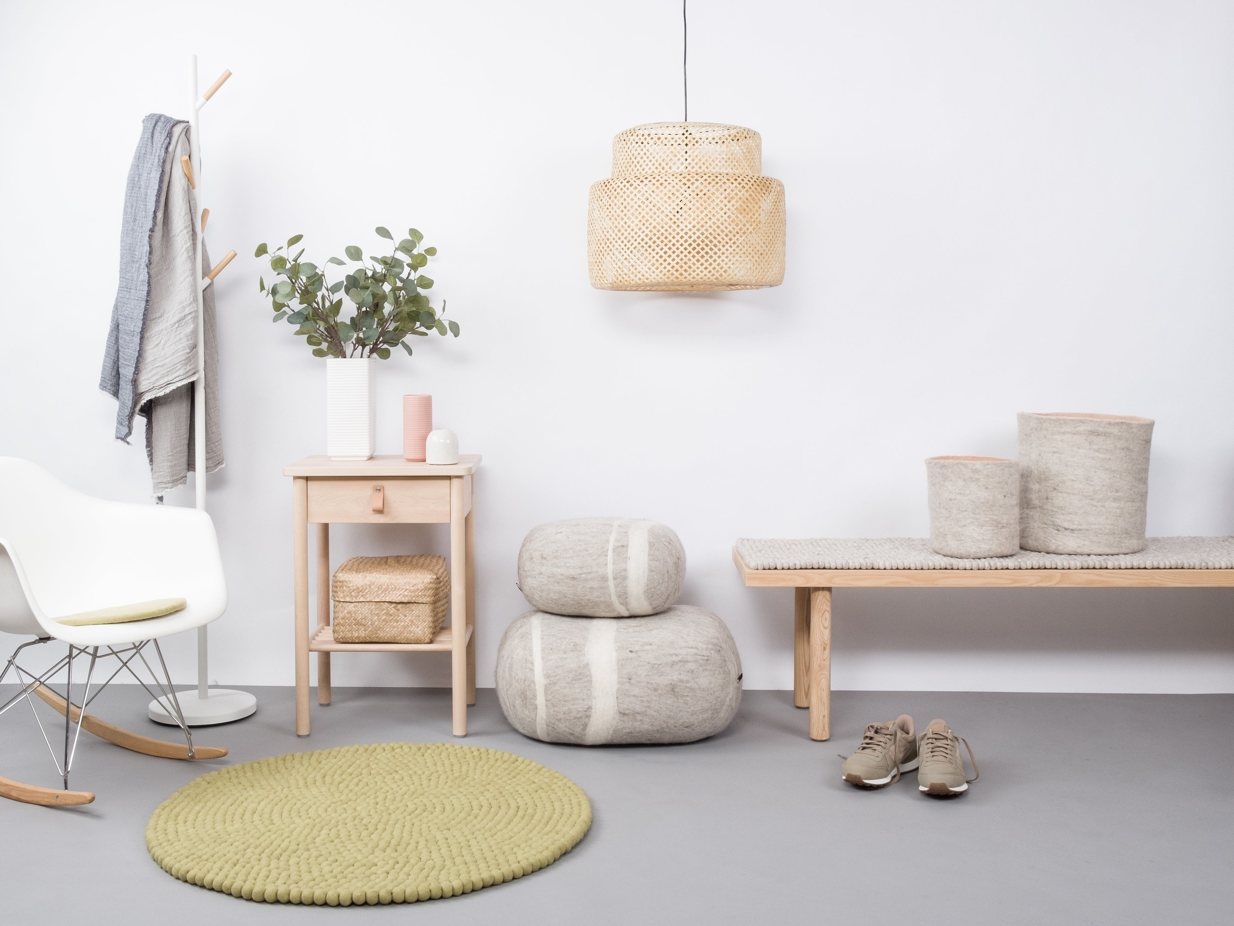 myfelt Pitt Filzkugelteppich Hellgrün rund Ø 50 cm