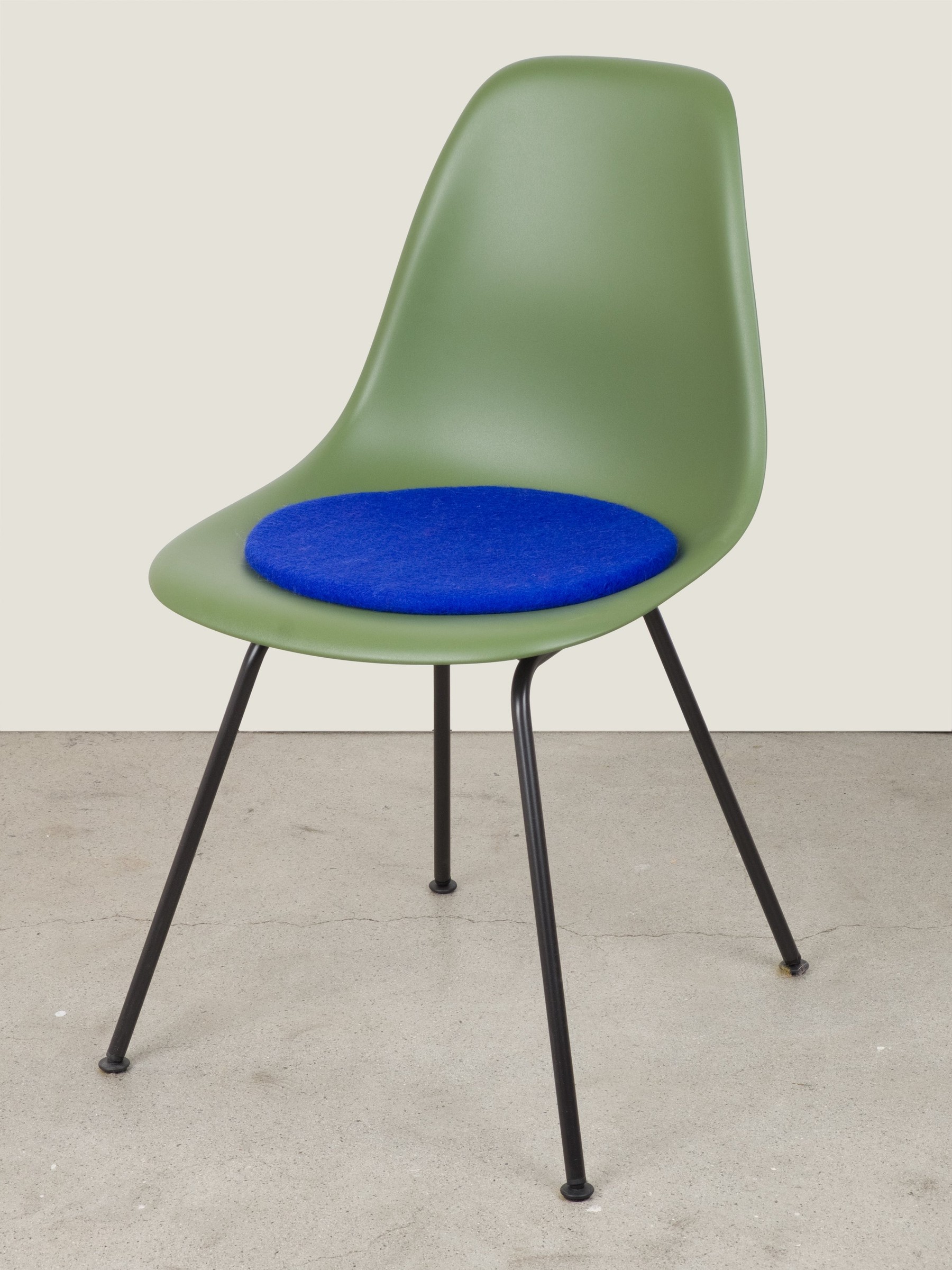 myfelt Isa Filz-Sitzauflage Royalblau Ø 36 cm