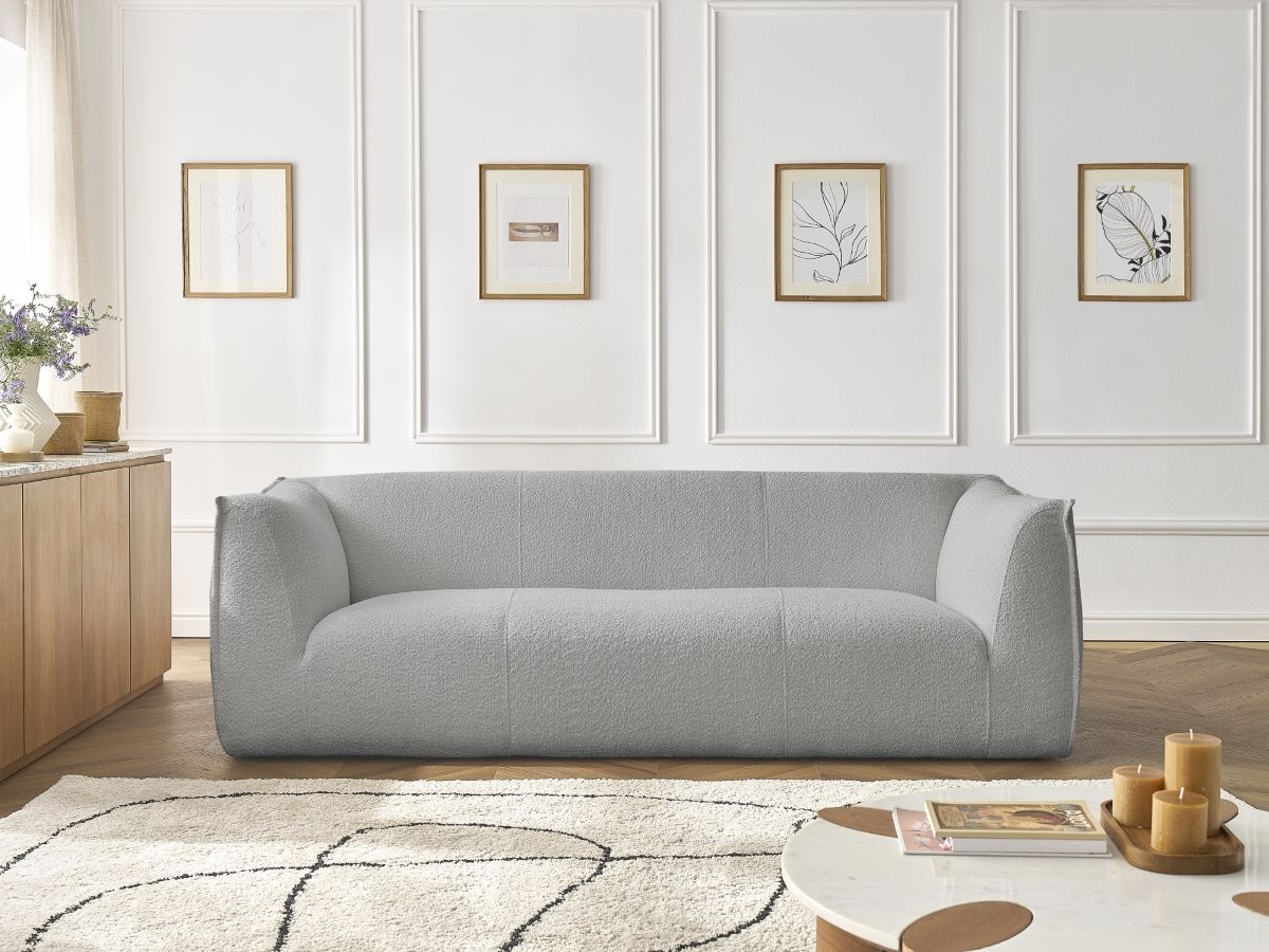 Bobochic Giorgia Sofa 3-Sitzer Bouclé-Stoff Hellgrau