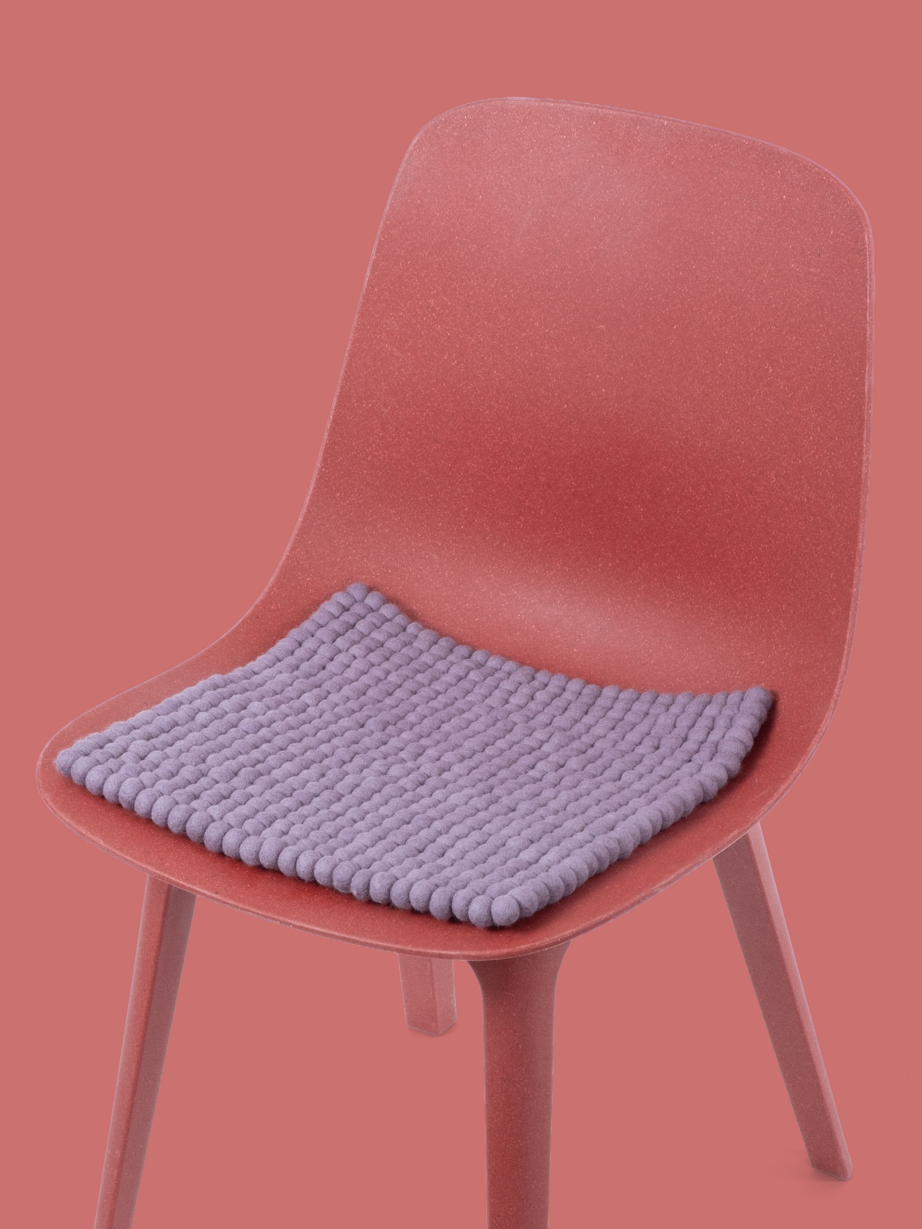 myfelt Tove Filzkugel-Sitzauflage Fliedergrau 36 x 36 cm