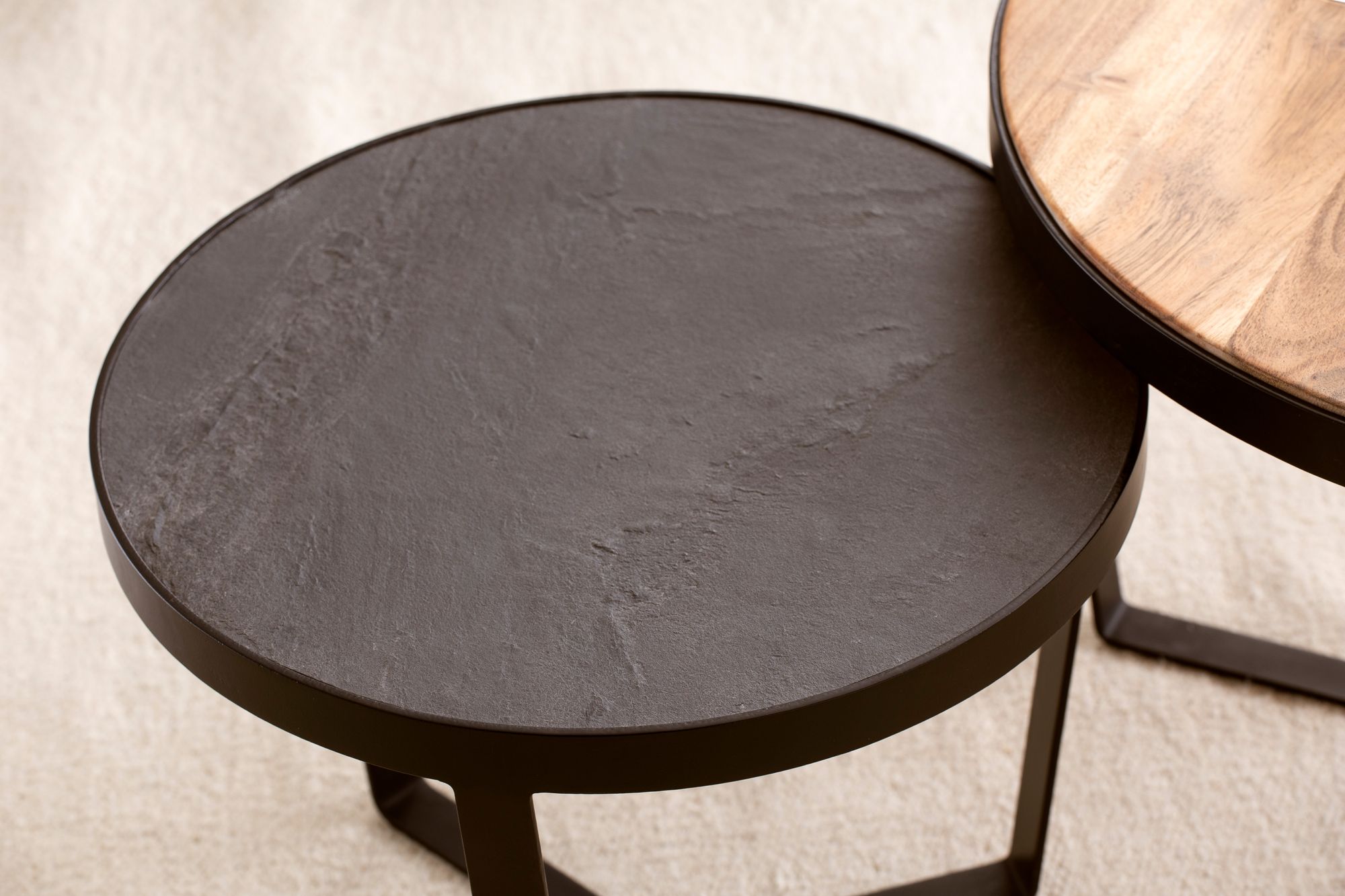 Satztisch 2er-Set Torvik Massivholz Schwarz Höhe 40 cm