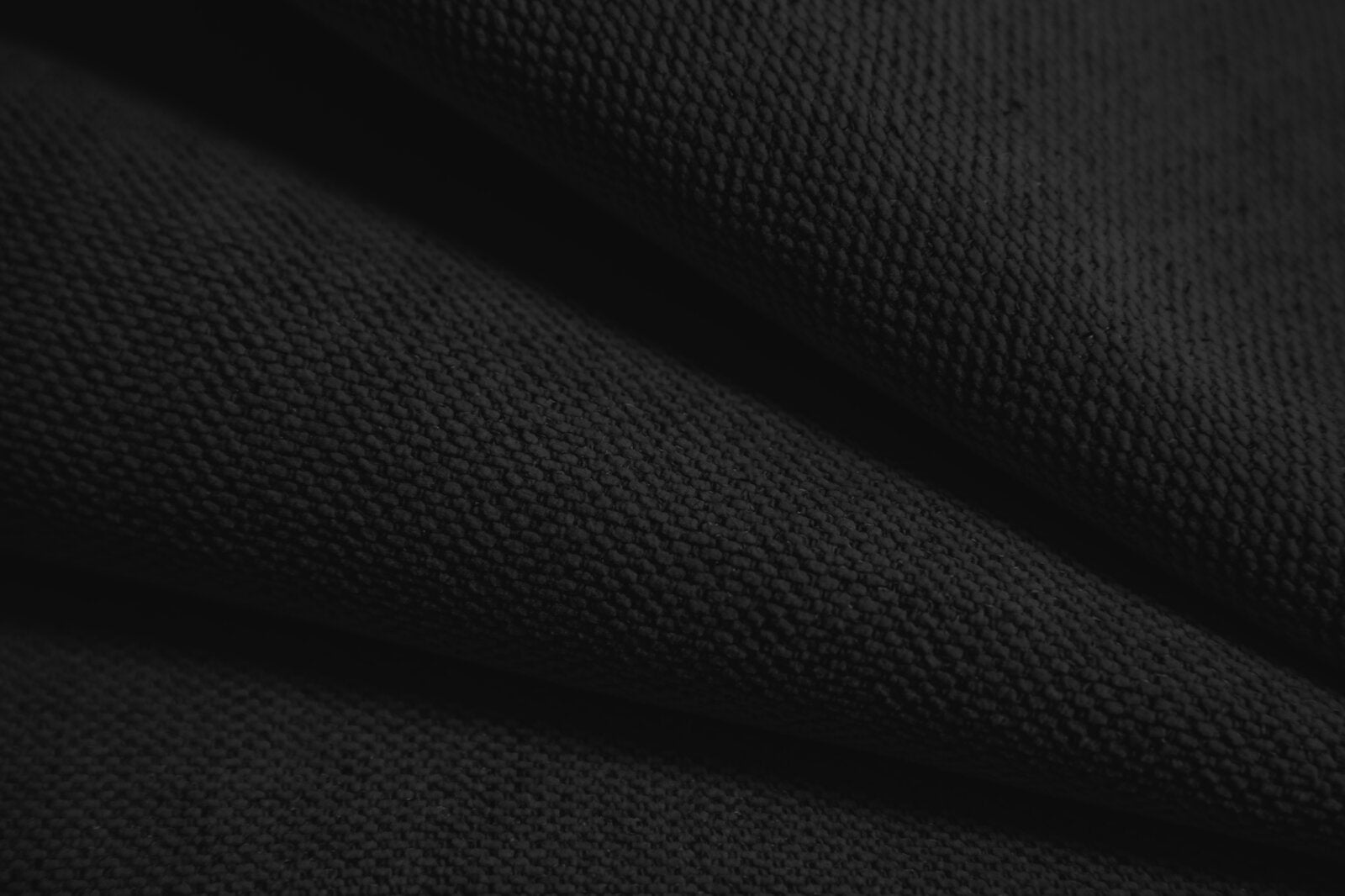 Micadoni Bett Kelp Strukturierter Stoff Moly Schwarz