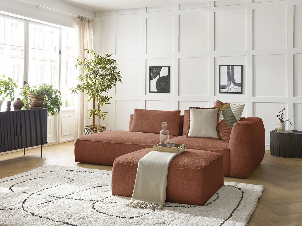 Bobochic Leopold Sofa 4-Sitzer mit Pouf Strukturstoff Orange Armlehne rechts