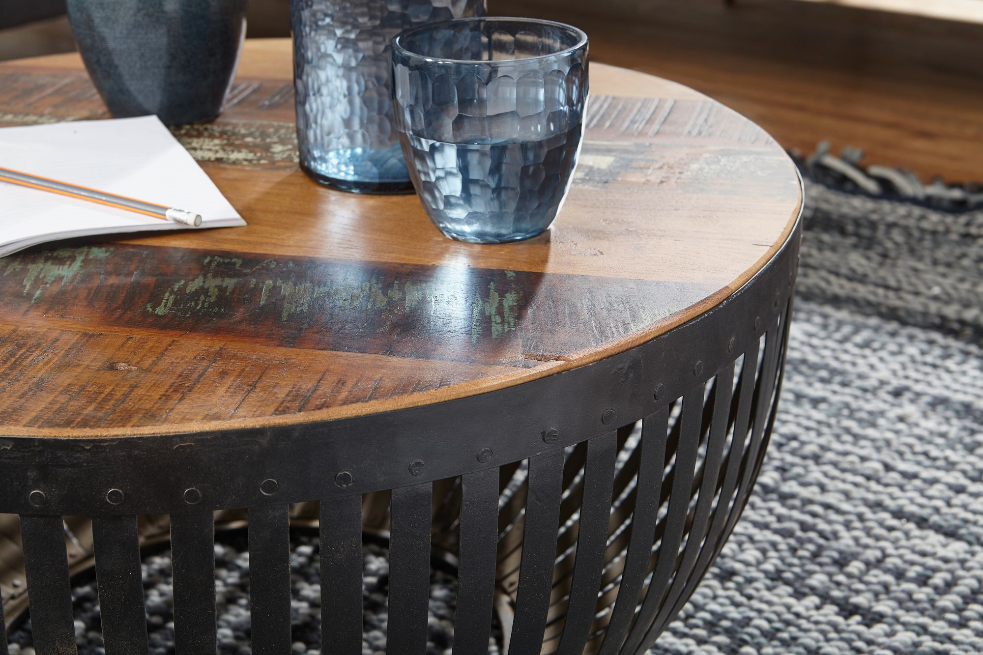 Couchtisch Auning Mango Massivholz Braun Ø 70 cm