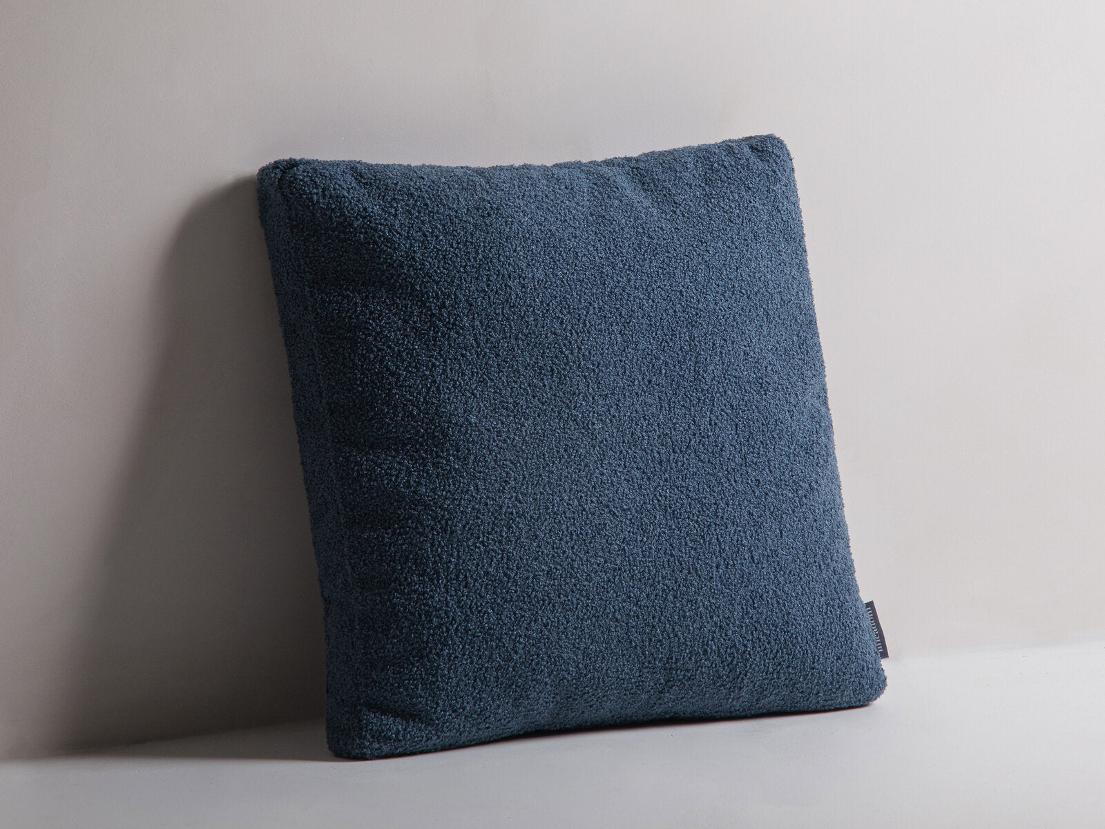 Micadoni Kissen Mono Boucle Blau