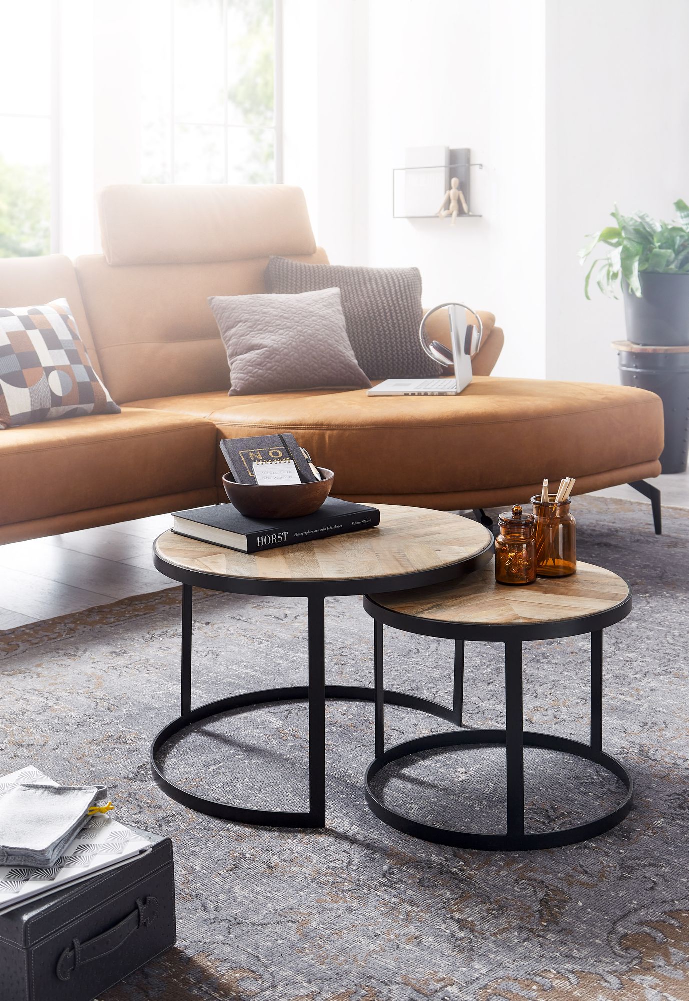 Satztisch 2er-Set Svolvaer Massivholz Akazie Höhe 41 cm