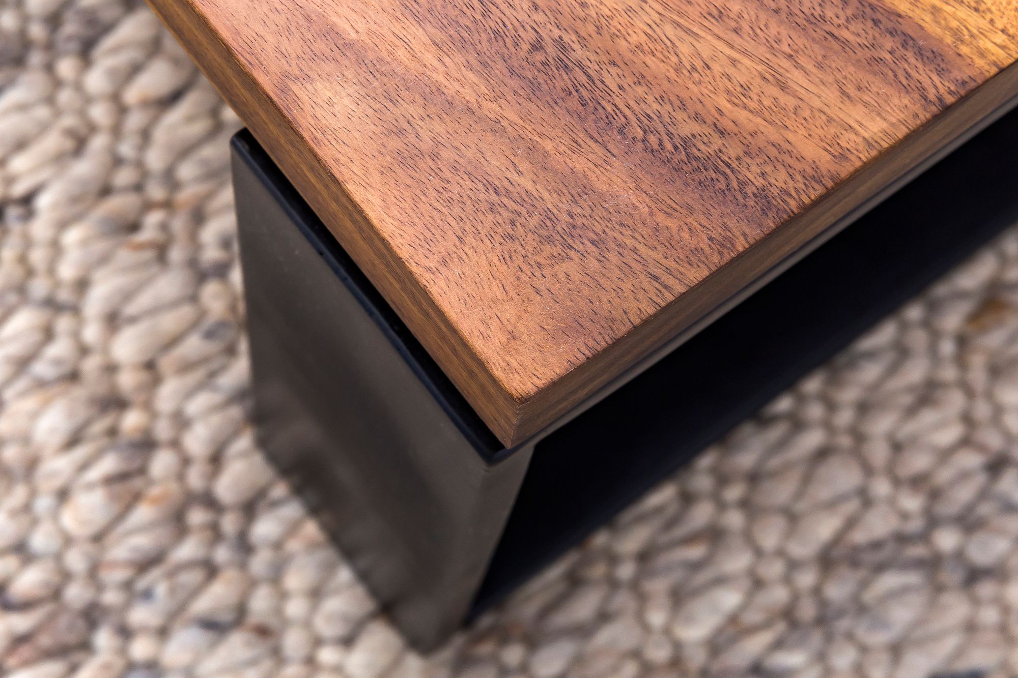 Couchtisch Egeskov Massivholz Dunkelbraun 115 × 60 × 35 cm