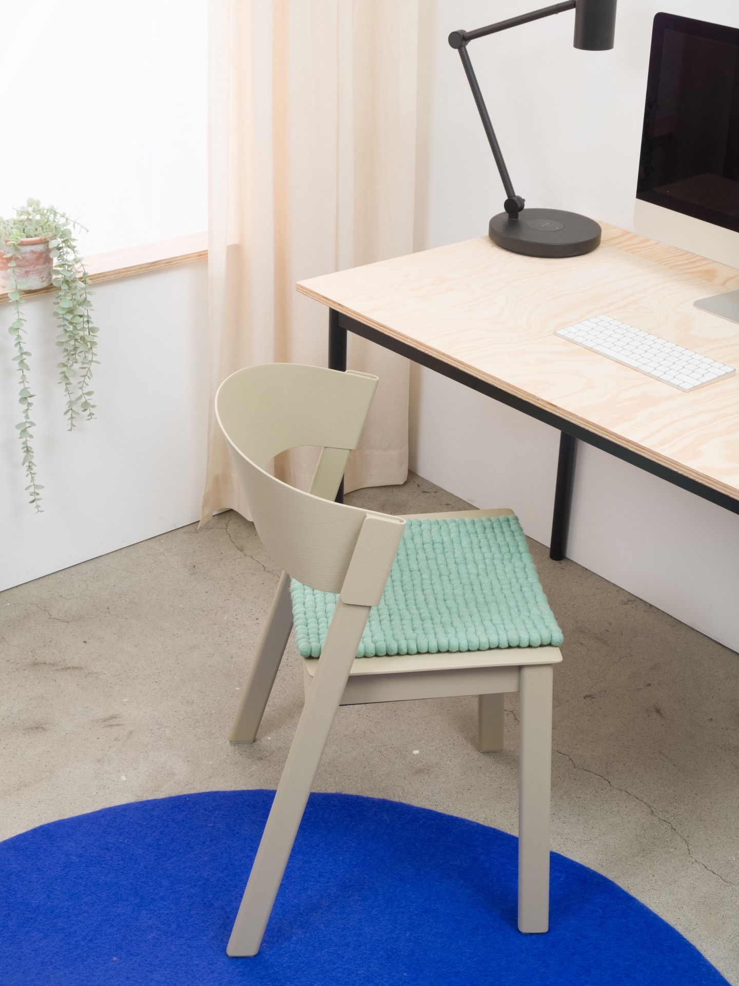 myfelt Fine - Filzkugel Sitzauflage quadratisch