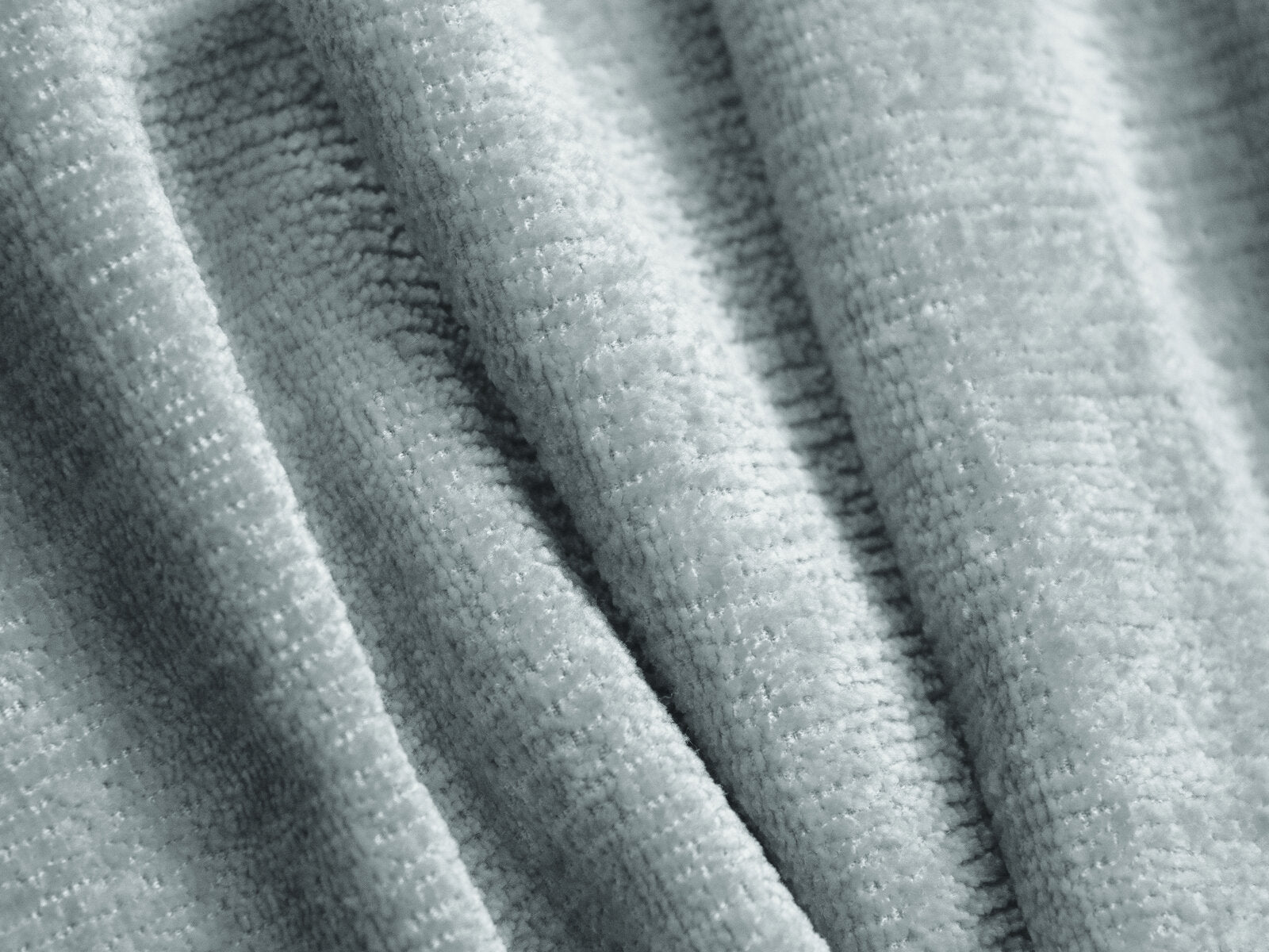 Micadoni Sofa Jenny 2-Sitzer Chenille Perfect Harmony Hellblau