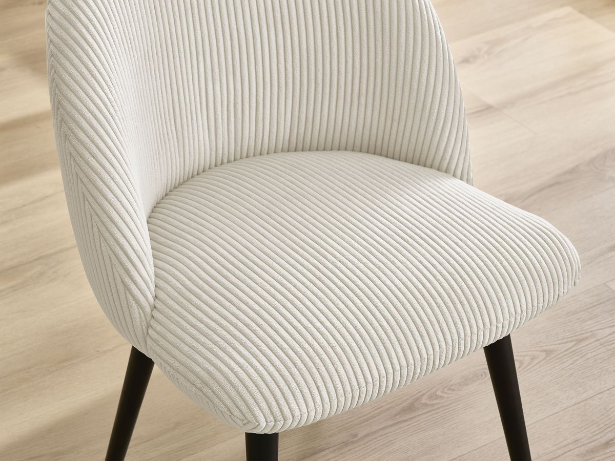 Bobochic Lalie Esszimmerstuhl mit skandinavischen Beinen, schwarz Cordsamt Beige