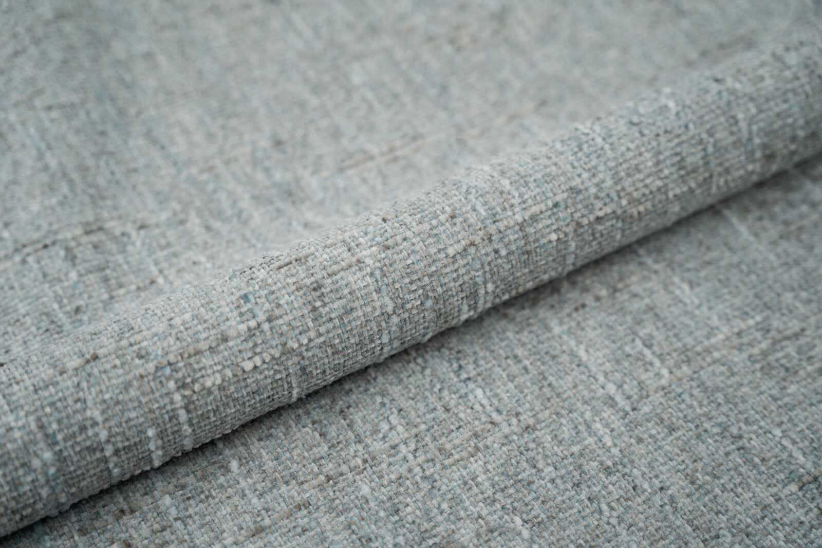 Micadoni Murada Bett mit Kopfteil Chenille Tracy Satinblau 180x200
