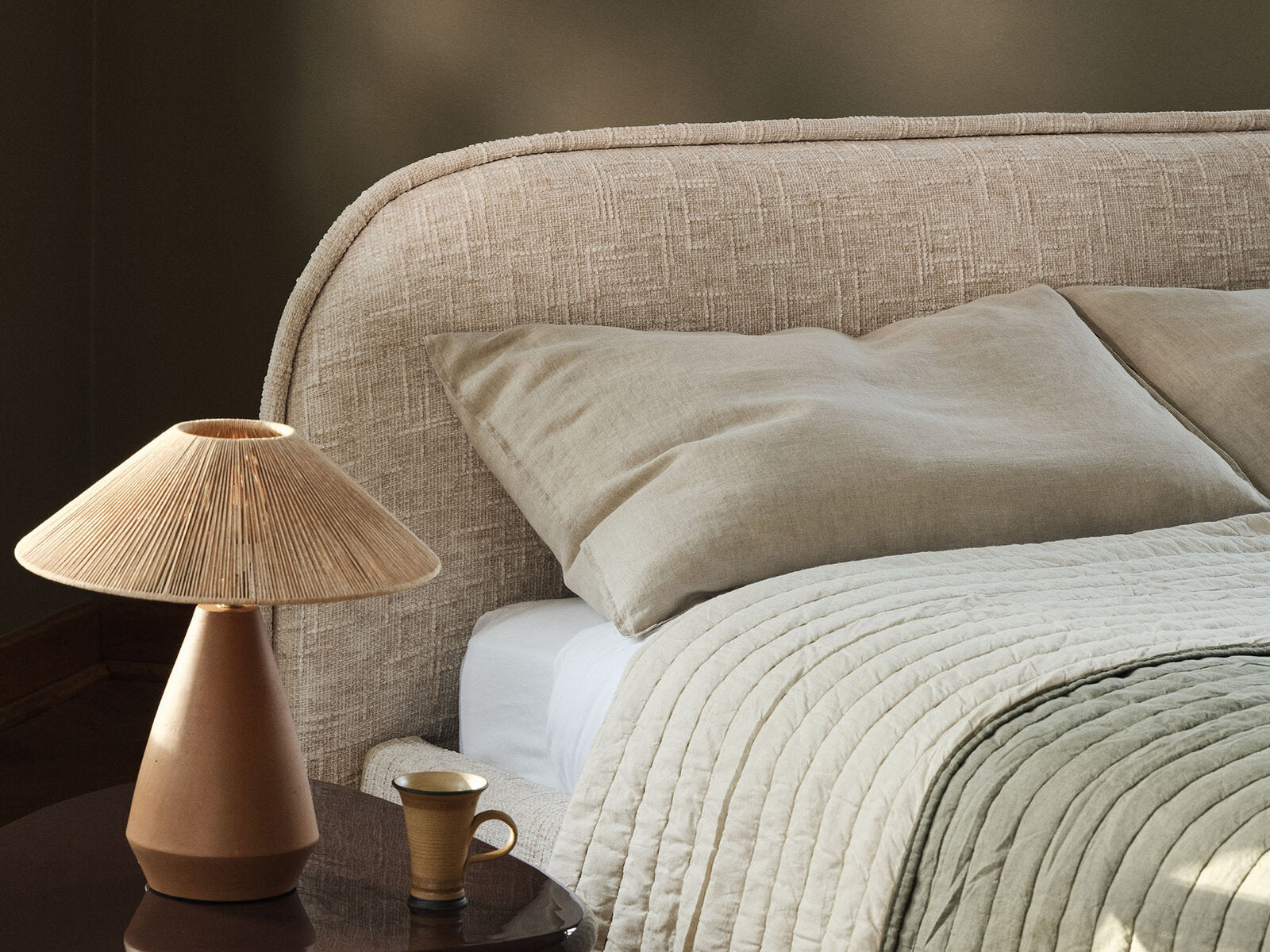 Micadoni Murada Bett mit Kopfteil Chenille Tracy Hellbeige Melange 160x200
