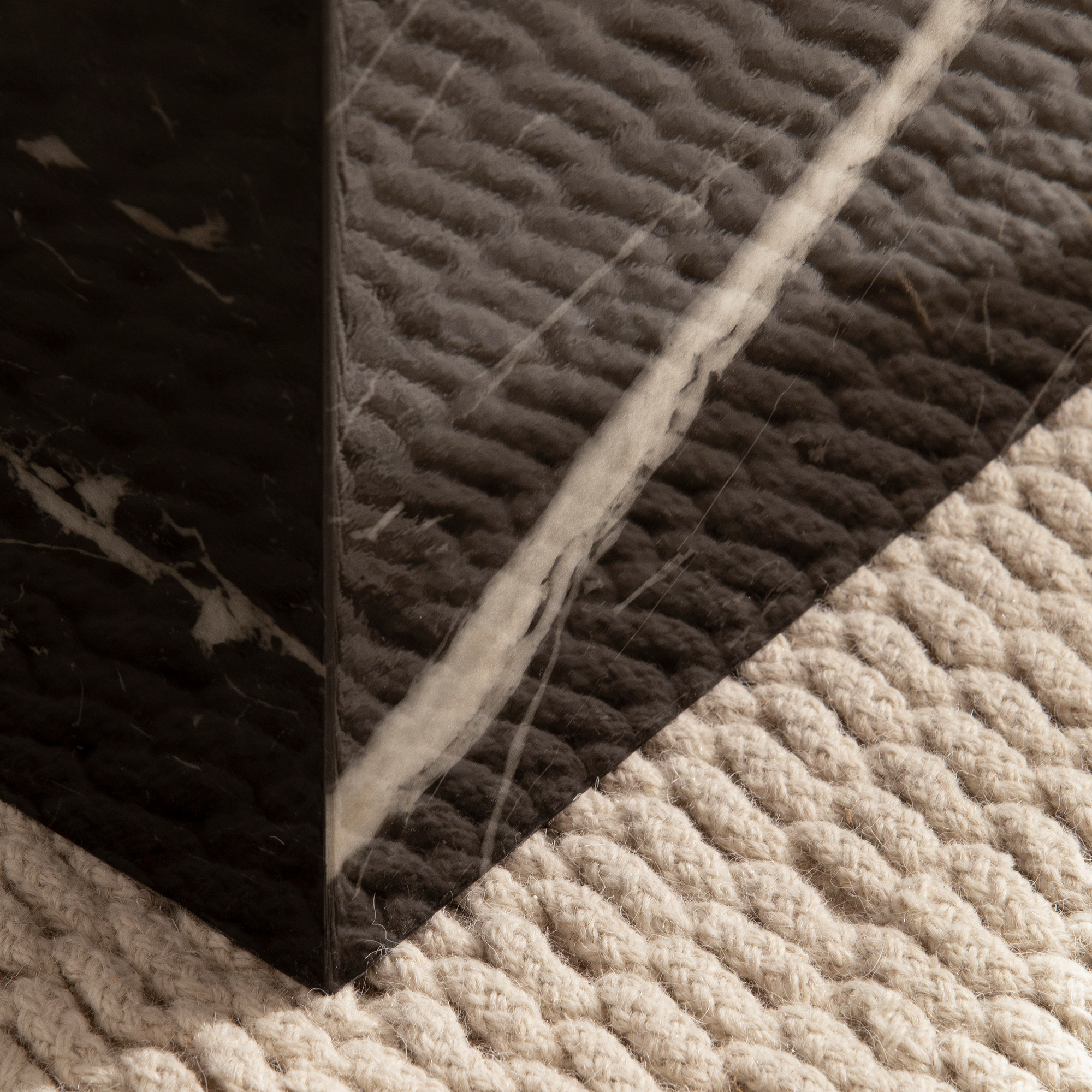Couchtisch Alsen Marmoroptik Schwarz 40 × 40 × 45 cm