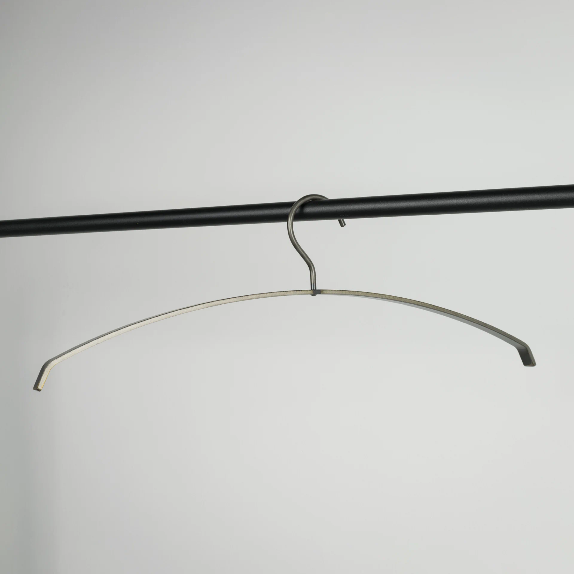 Spinder Design SILVER Kleiderbügel (5er-Set) - Blacksmith