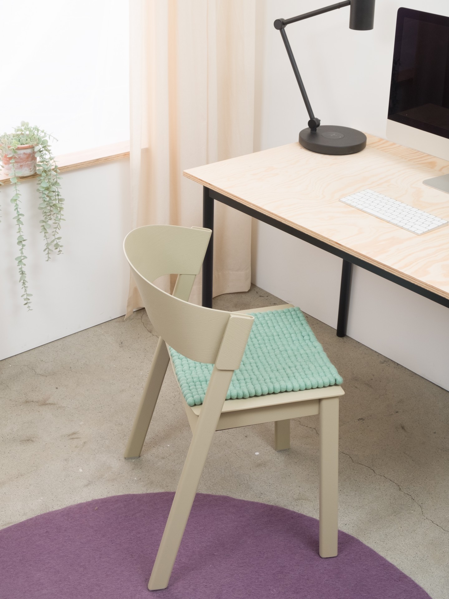 myfelt Fine - Filzkugel Sitzauflage quadratisch