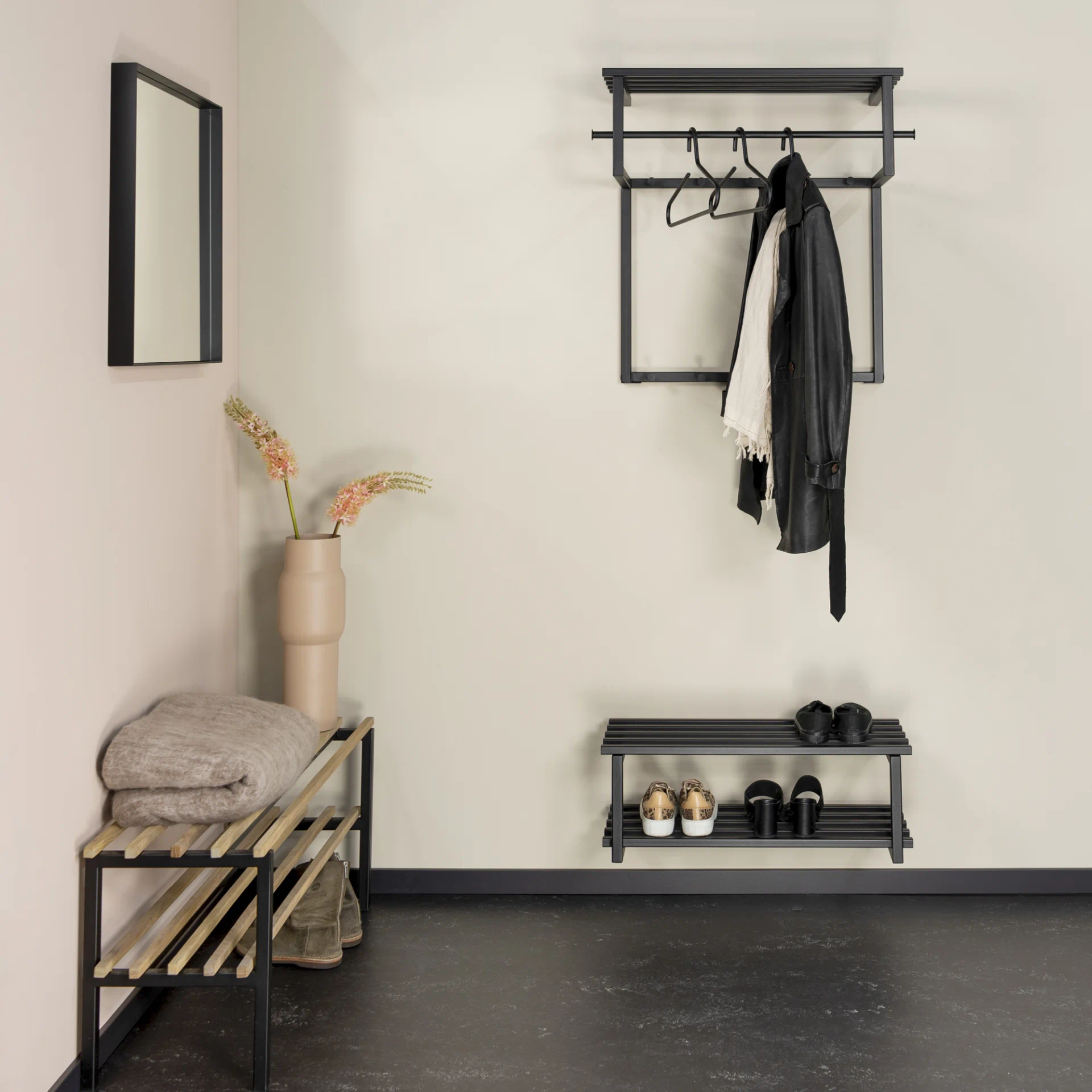 Spinder Design Rizzoli Wandgarderobe Schwarz
