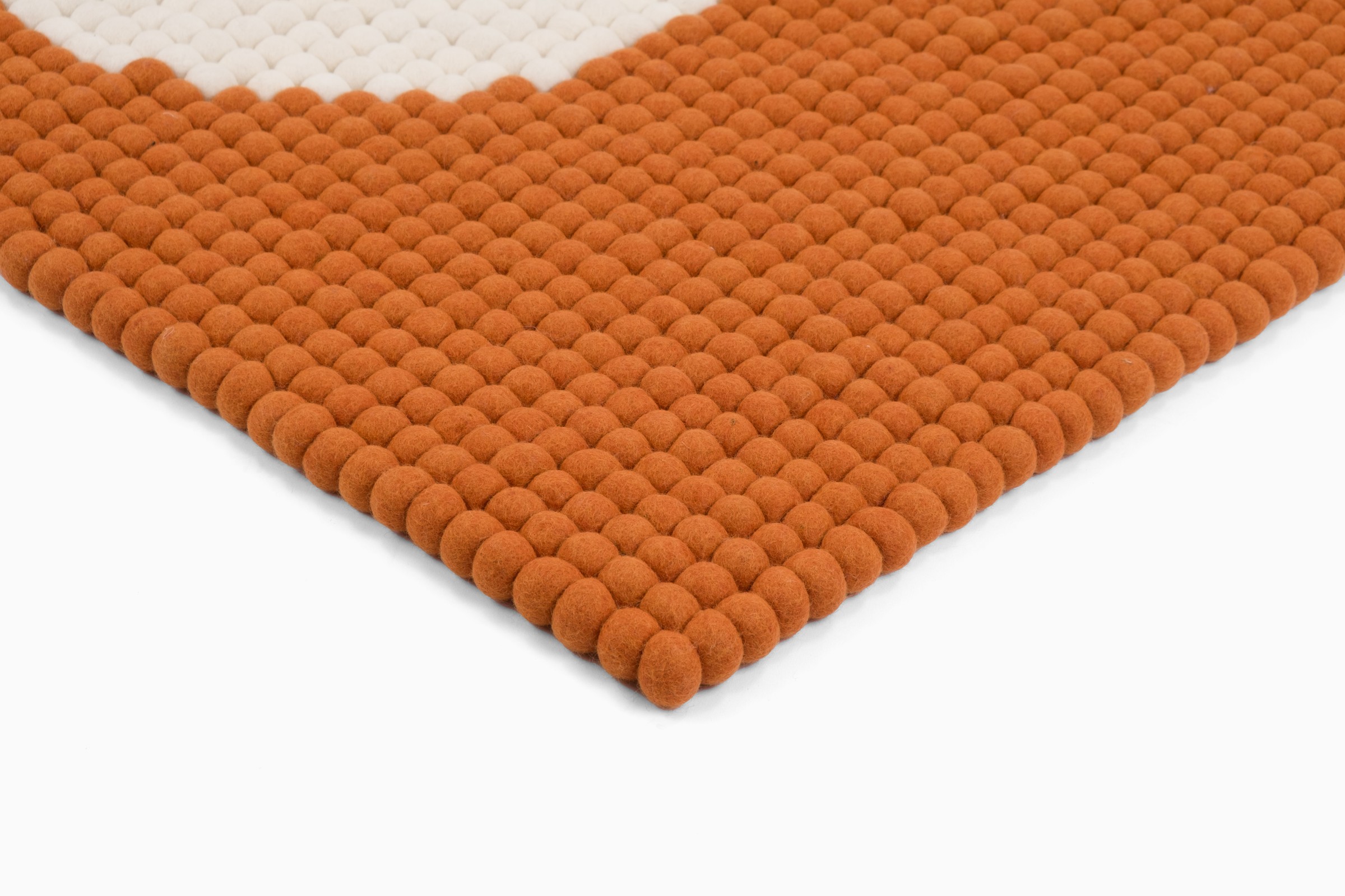 myfelt Dieter Filzkugelteppich Orange
