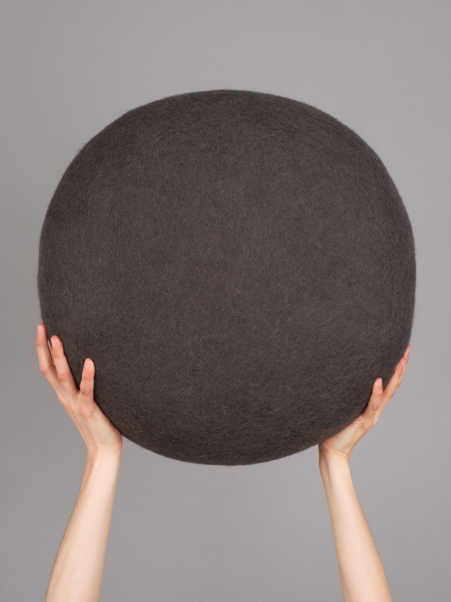 myfelt Kuno - Colour Pouf - Größe M