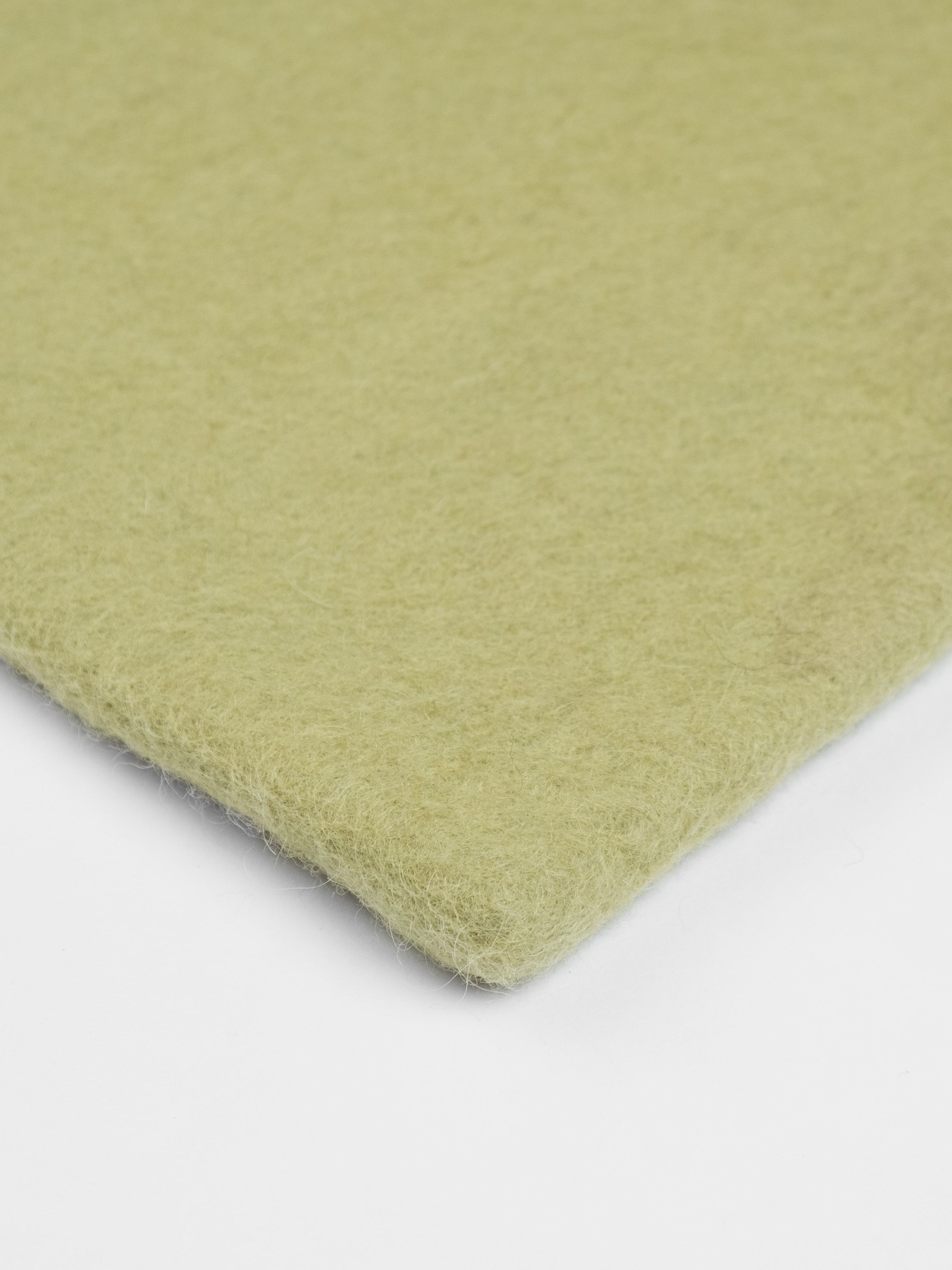 myfelt Pitt Filzteppich Hellgrün rechteckig 90 x 130 cm