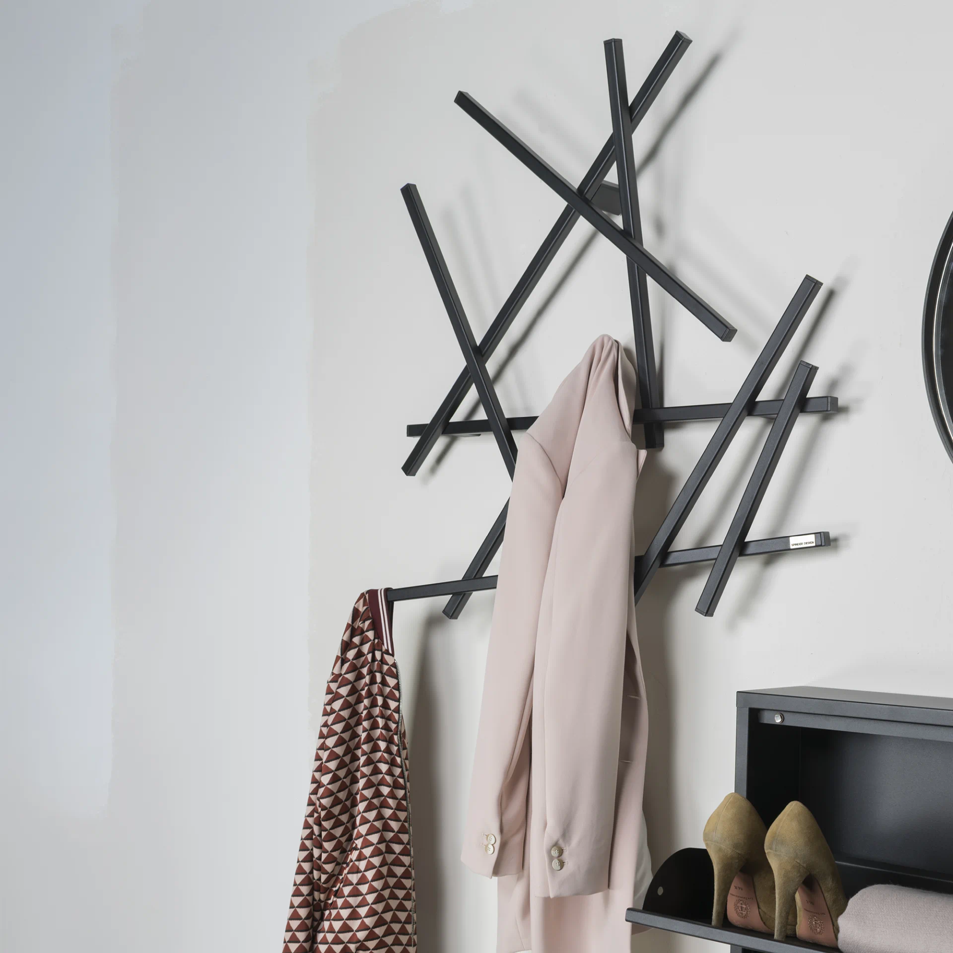 Spinder Design Matches XS Wandgarderobe Schwarz