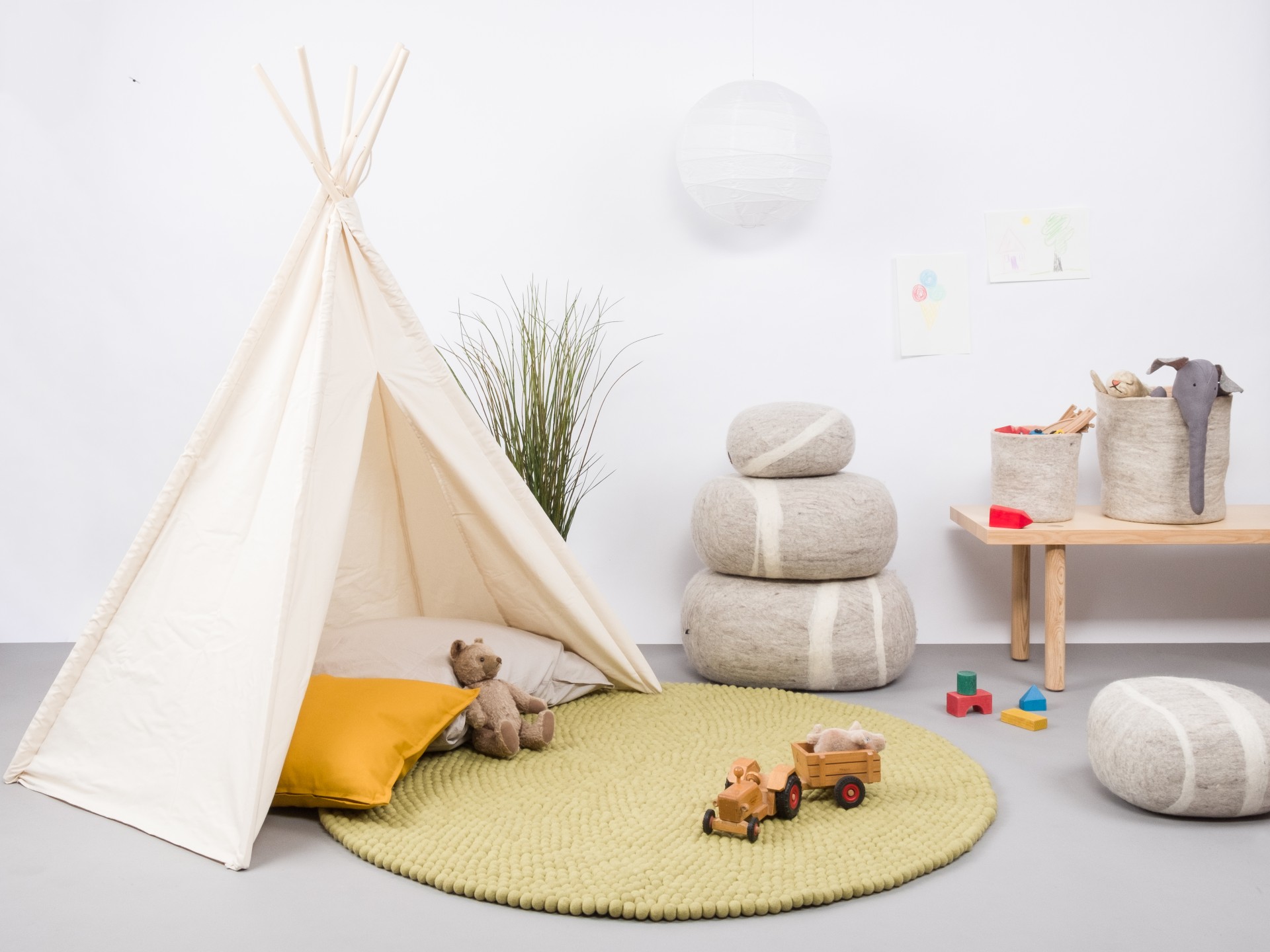 myfelt Pitt Filzkugelteppich Hellgrün rund Ø 50 cm