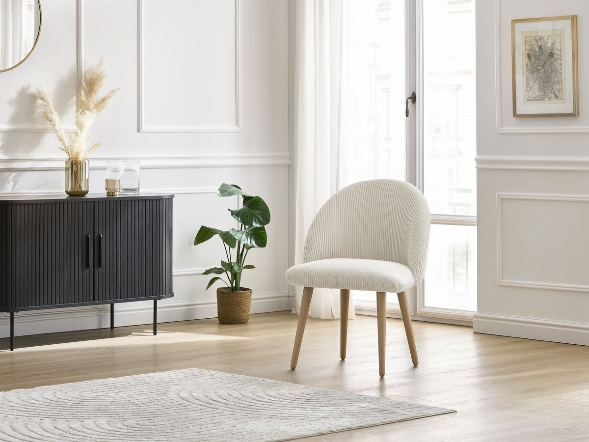 Bobochic Lalie Esszimmerstuhl mit skandinavischen Holzbeinen Cordsamt Beige