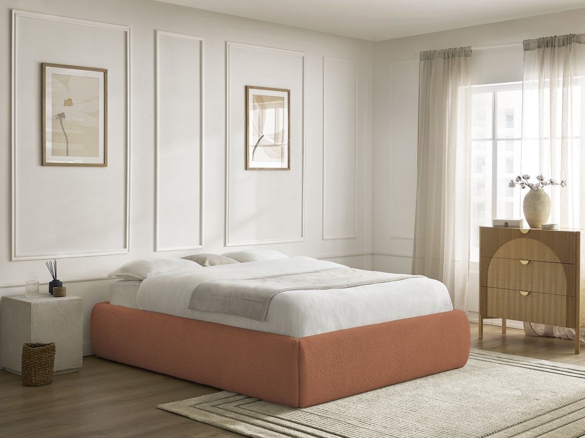 Bobochic Inera Bettgestell mit Bettkasten, ohne Kopfteil Bouclé-Stoff Orange, Liegefläche 140 × 190 cm