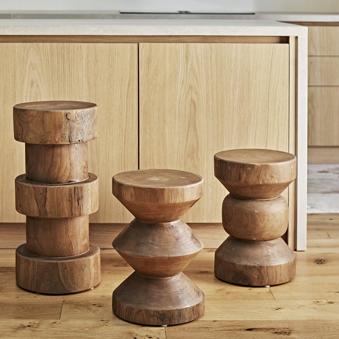 Raw Materials Forma Beistelltisch aus Teakholz Ritari natur