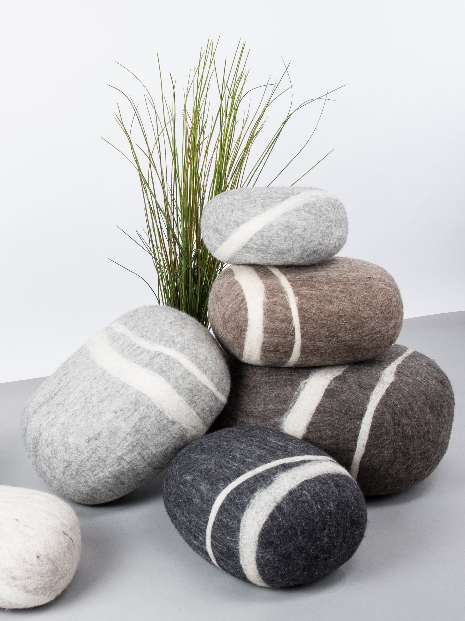 myfelt Carl Filz-Kieselstein Grau meliert 60 x 48 x 31 cm