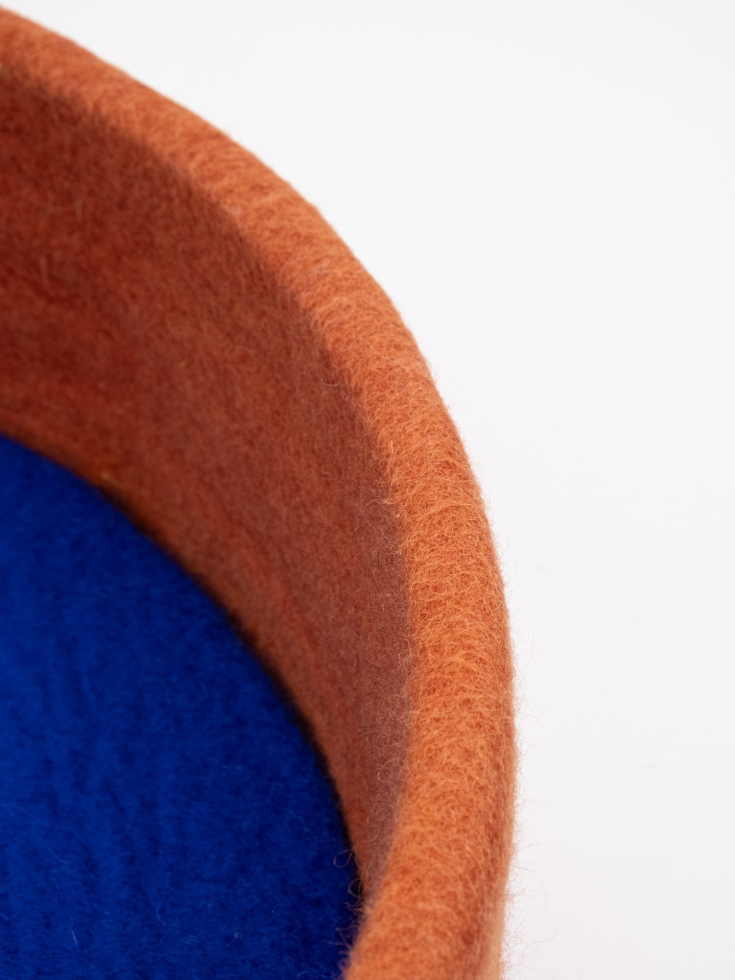 myfelt Lora Hundekorb - Inlay Royalblau