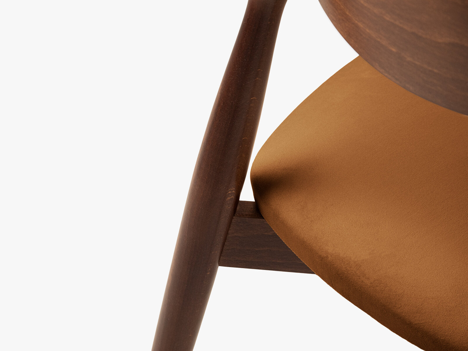 Micadoni Stuhl Leon Samt Magic Velvet Kamel Nussbaum