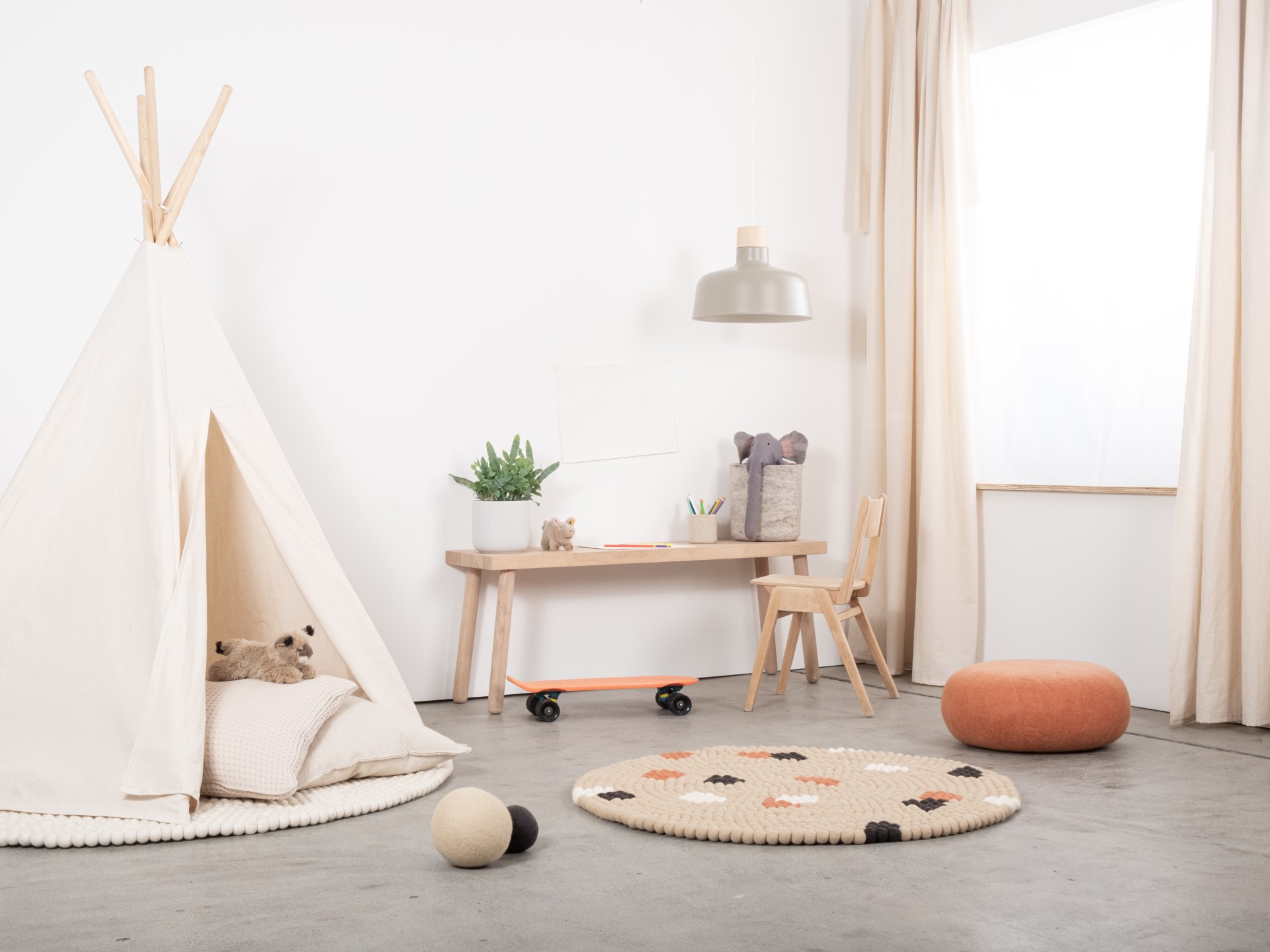 myfelt Terra Sand Filzkugelteppich - 90 cm