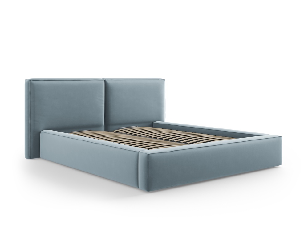 Cosmopolitan Design Stauraumbett mit doppeltem Kopfteil Arendal 200x200 Samt Bluvel Hellblau