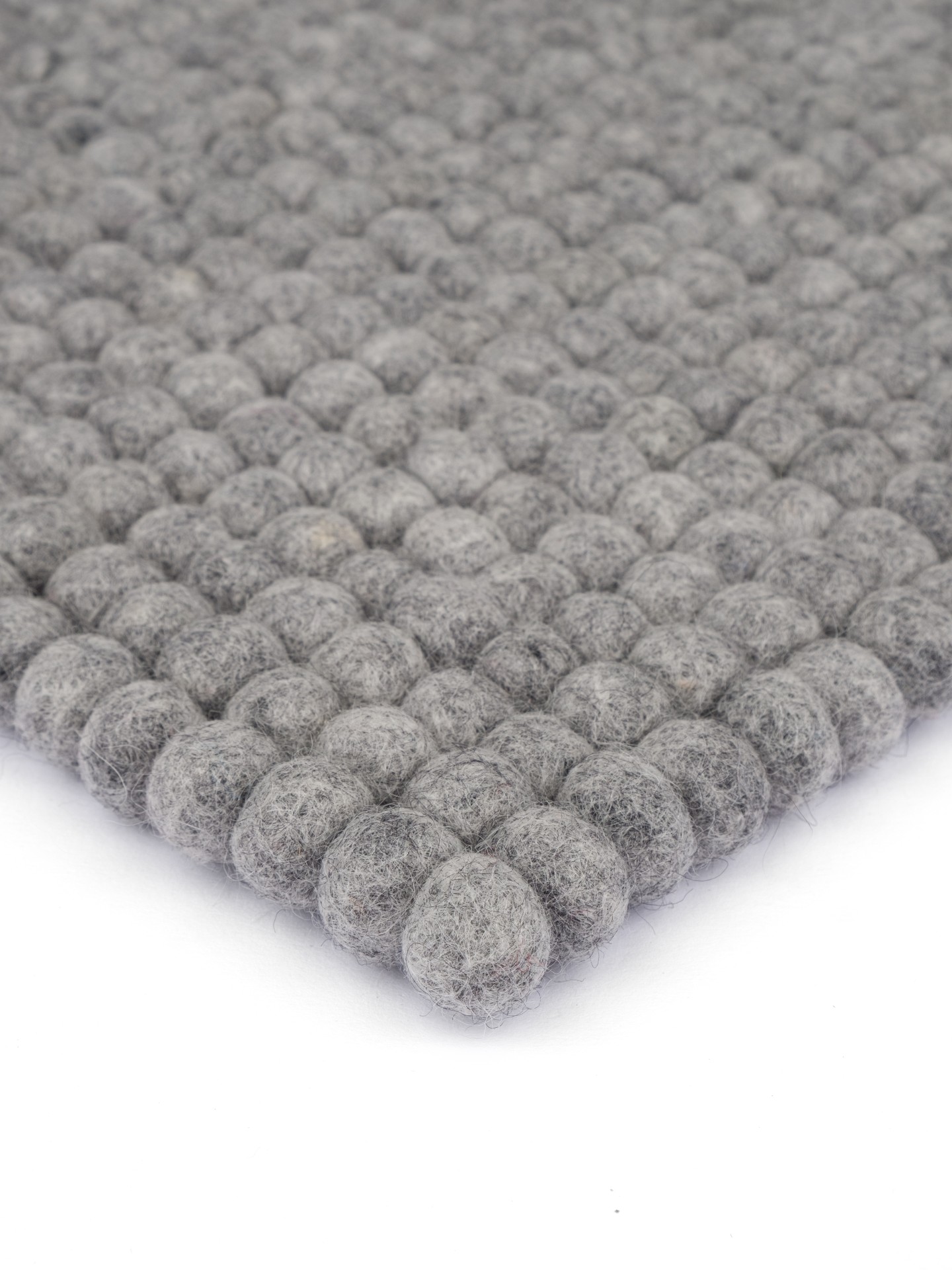 myfelt Carl - Filzkugel Sitzauflage quadratisch