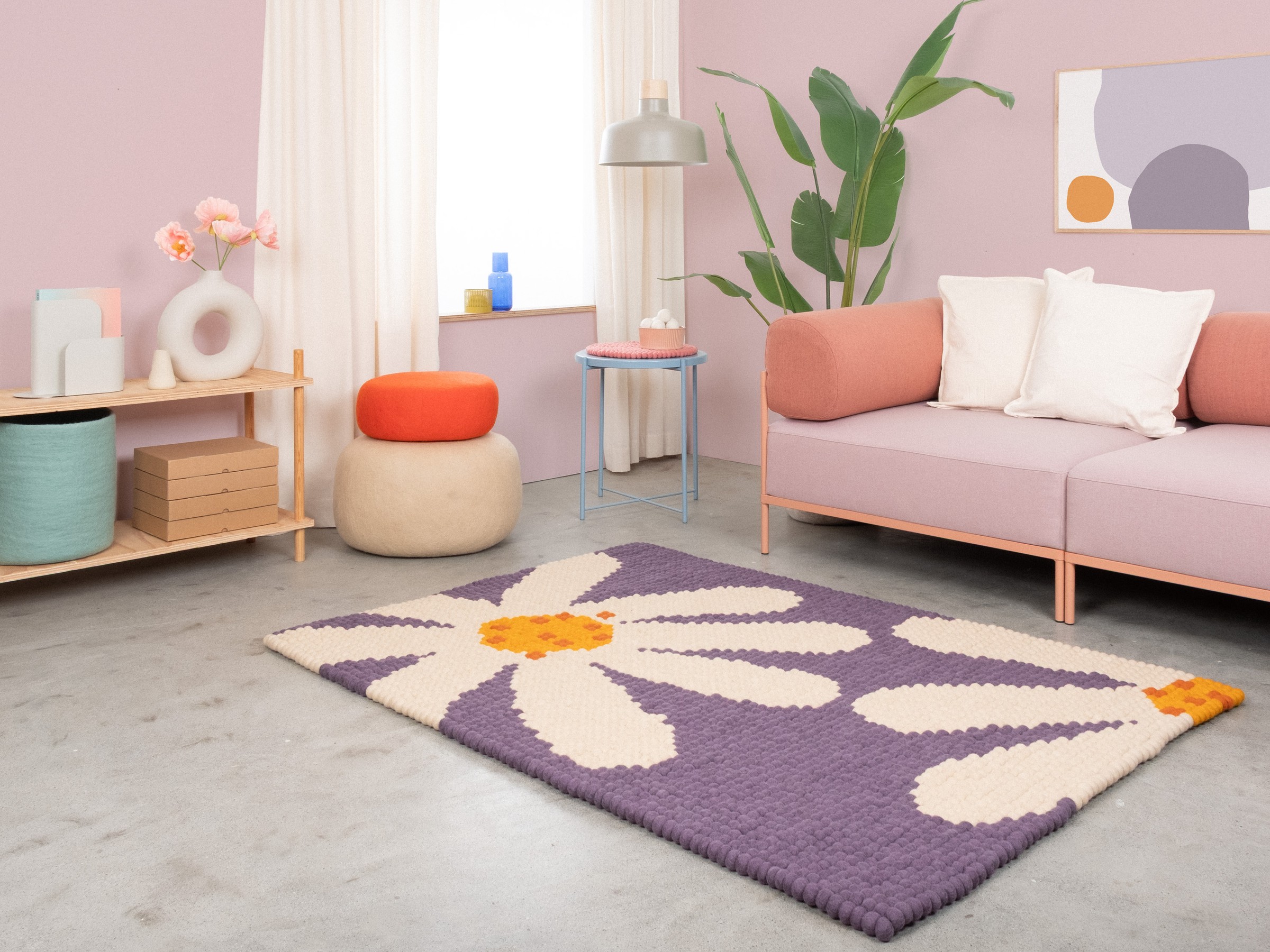 myfelt Daisy Filzkugelteppich Violett