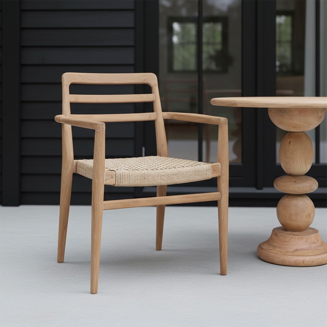 Raw Materials Verano Gartenstuhl aus Teakholz Armlehnen Natur