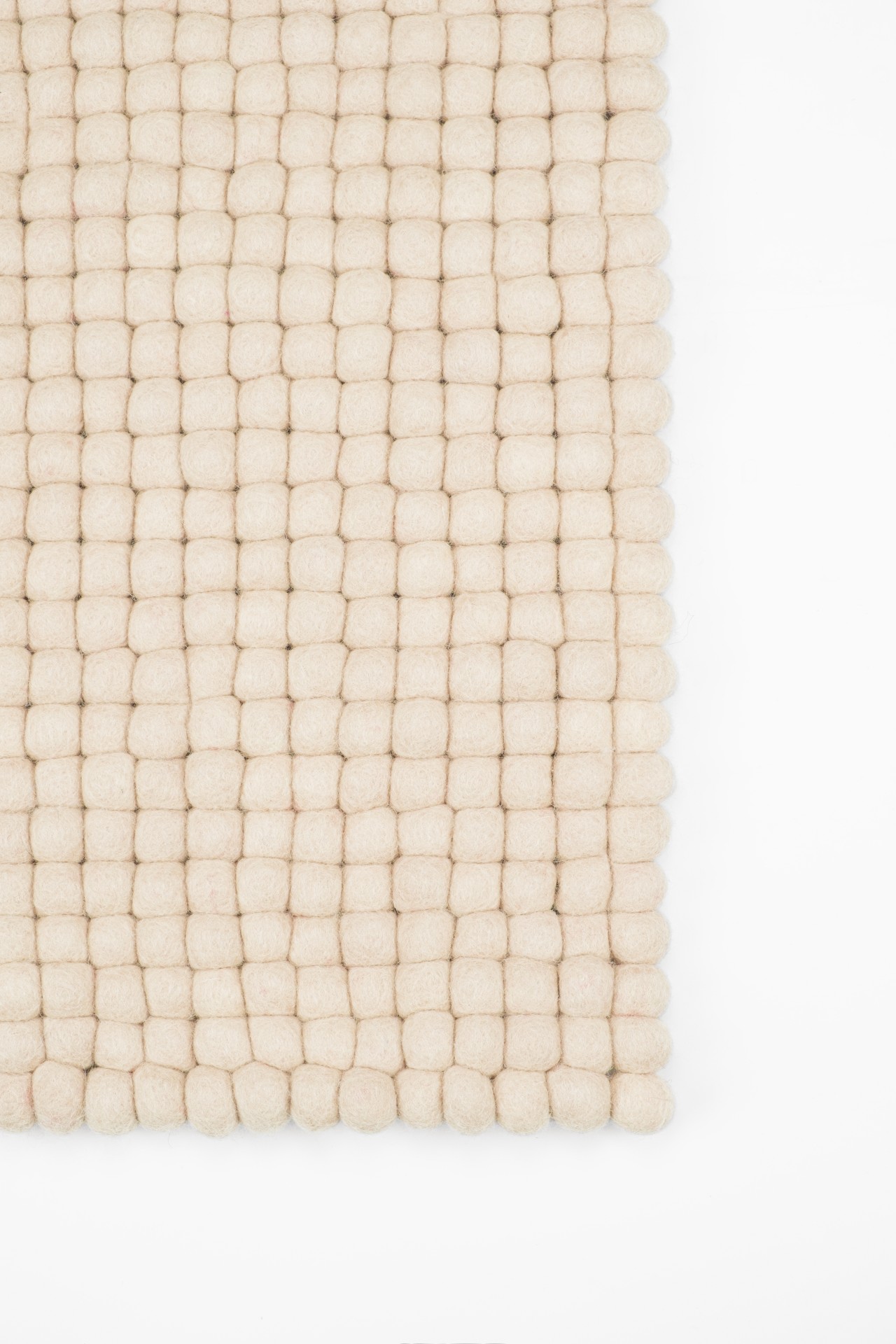 myfelt Levi - Filzkugel Sitzauflage quadratisch