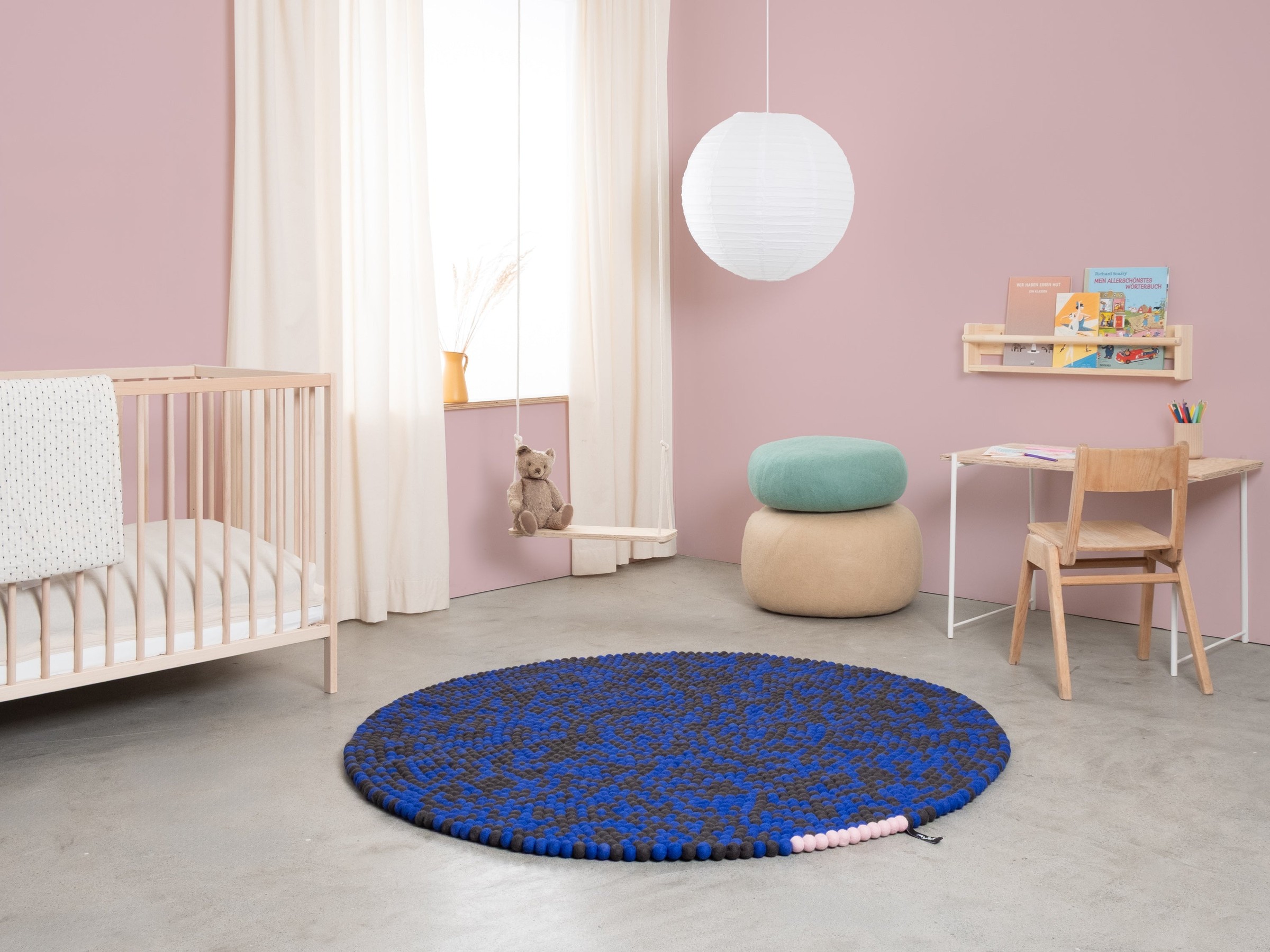 myfelt Ink Filzkugelteppich Anthrazit rund Ø 50 cm