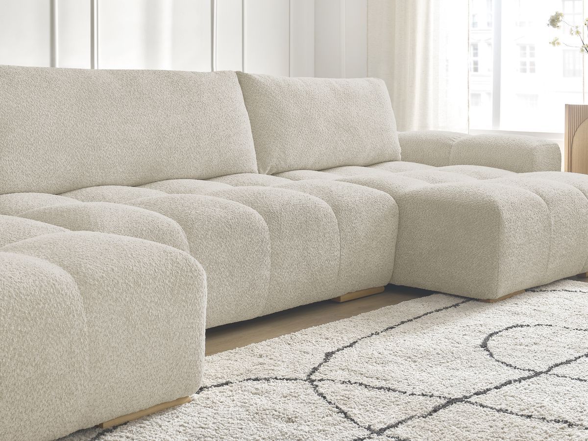 Bobochic Anakin Wohnlandschaft mit Pouf, Liegefläche 137 × 382 cm, 3 Kissen Bouclé-Stoff Beige