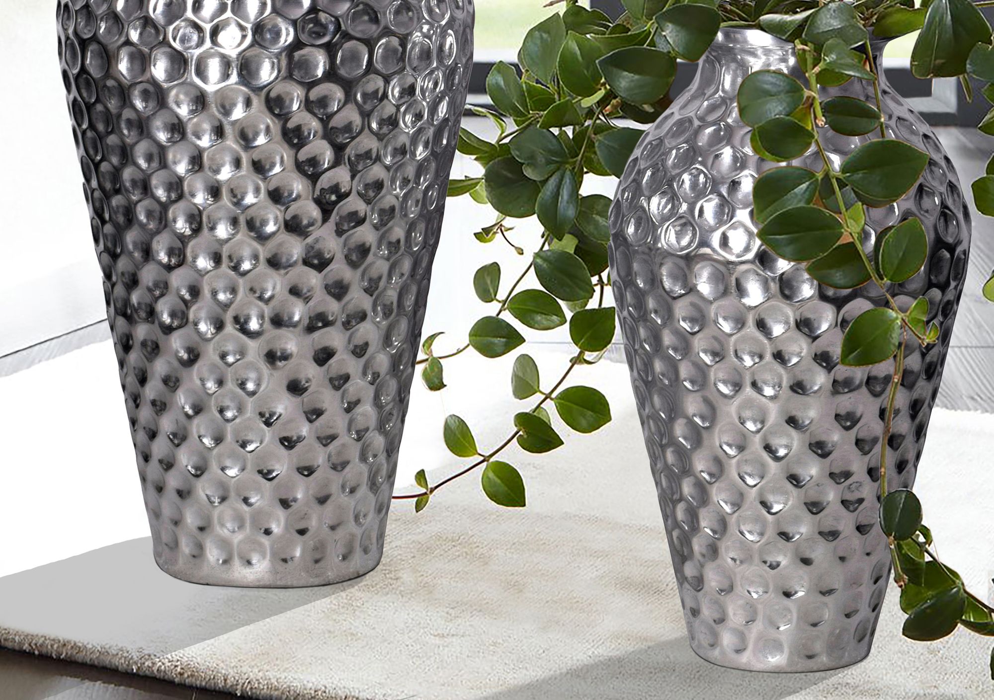 Tischvase Husavik Aluminium Silber Ø 26 cm
