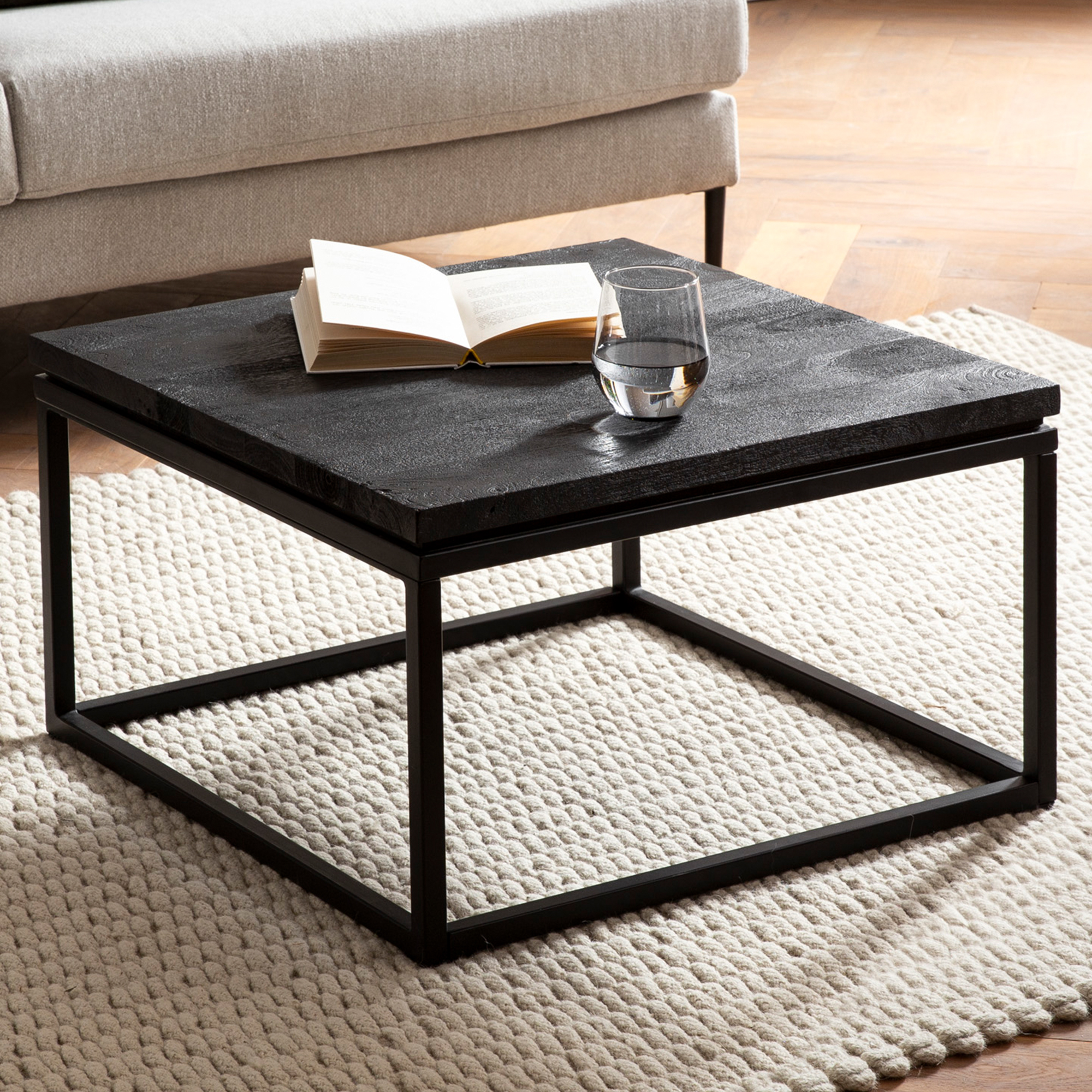 Couchtisch Rognan Massivholz Schwarz 60 × 60 × 35 cm