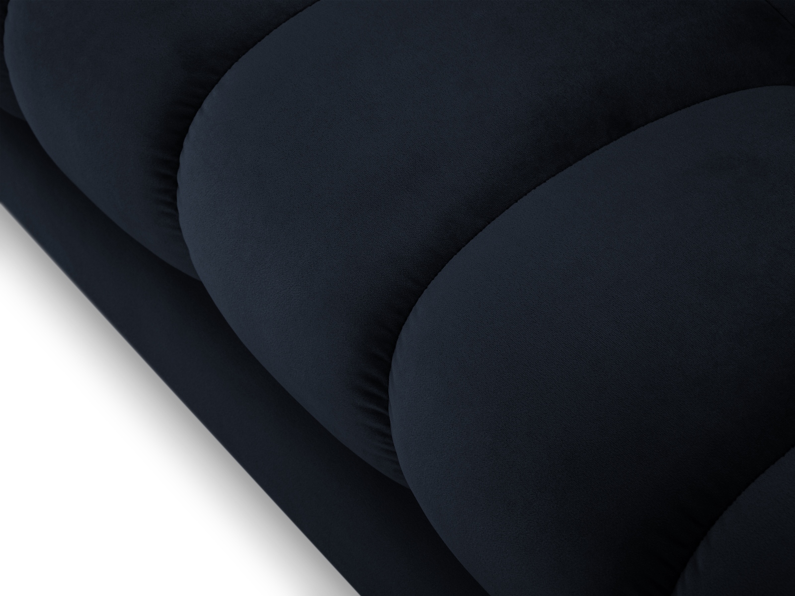 Cosmopolitan Design Ecksofa Bali 5-Sitzer Samt Bluvel Dunkelblau Rechts Beine Schwarzes Metall